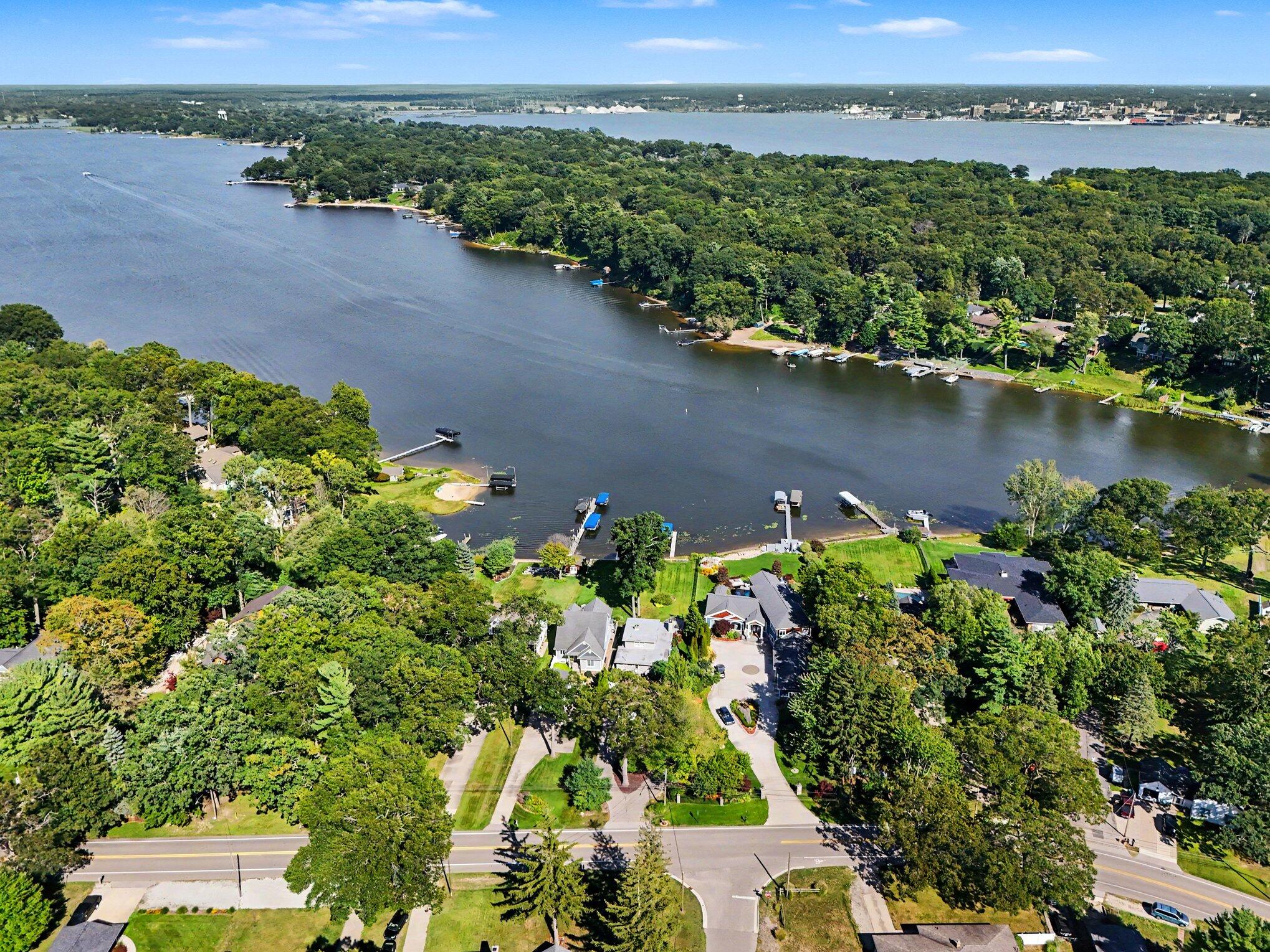 570 Bear Lake Road Muskegon MI 49445