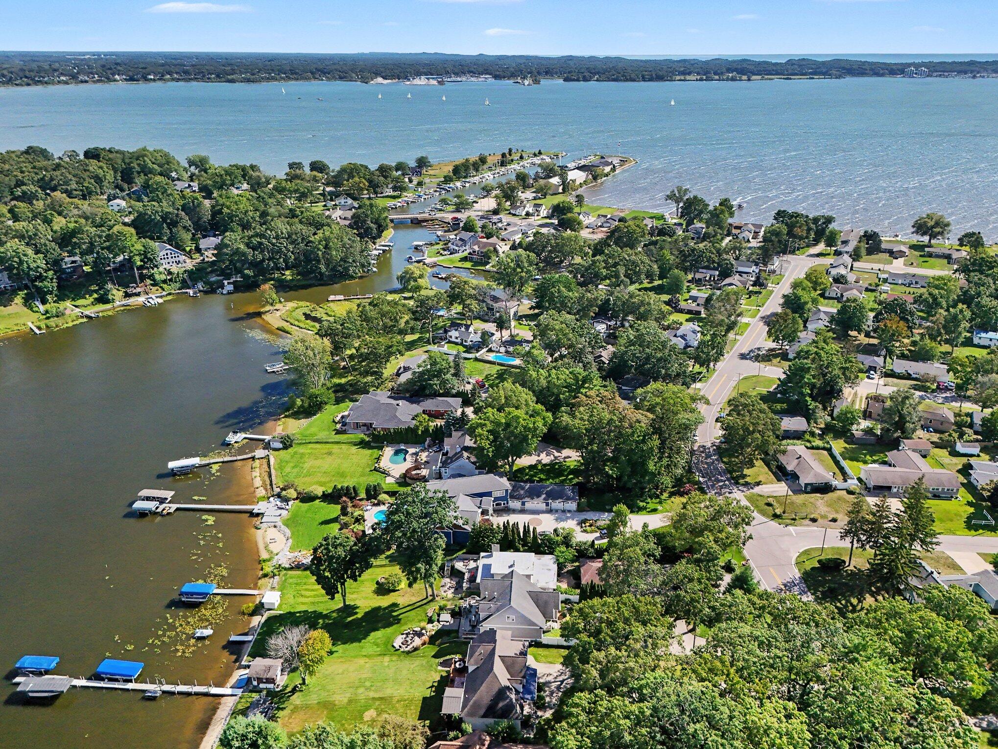 570 Bear Lake Road Muskegon MI 49445