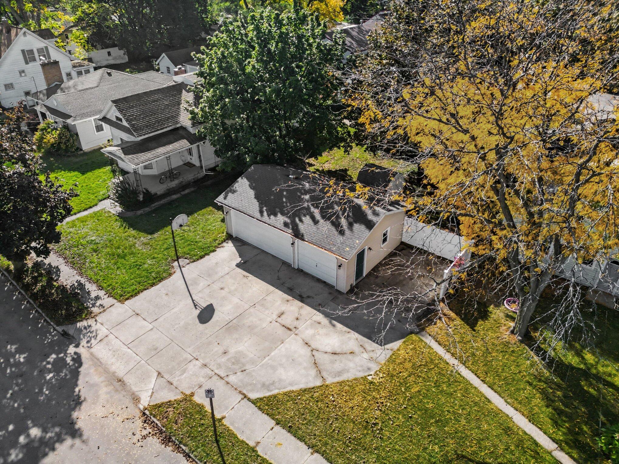 724 Eleanor Street NE Grand Rapids MI 49505