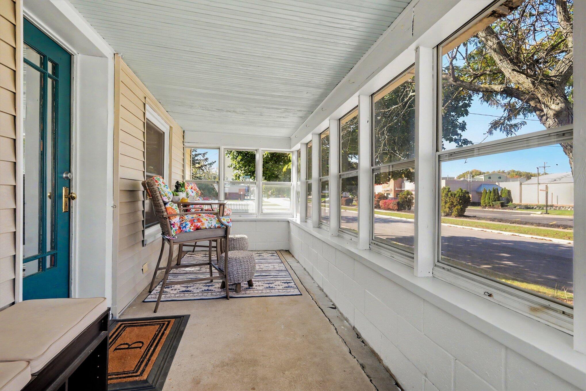 724 Eleanor Street NE Grand Rapids MI 49505