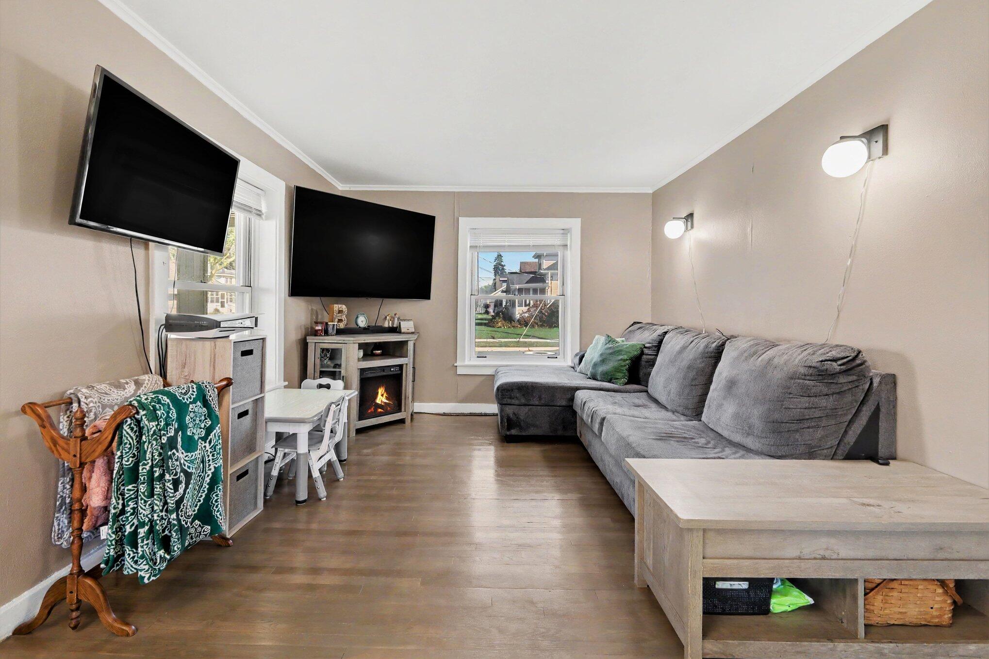 724 Eleanor Street NE Grand Rapids MI 49505