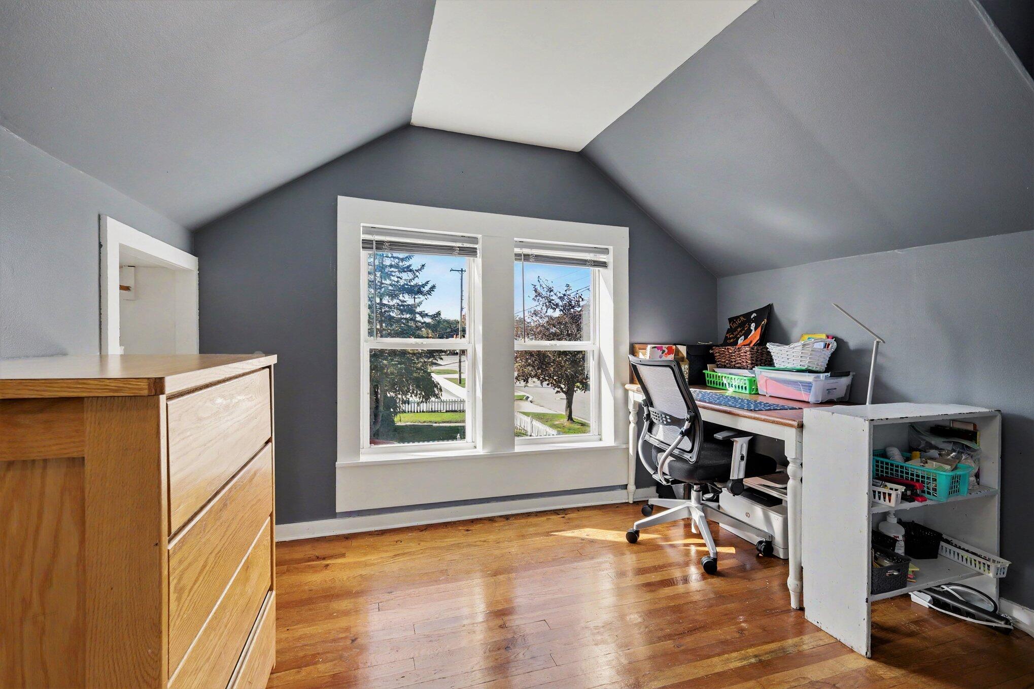724 Eleanor Street NE Grand Rapids MI 49505