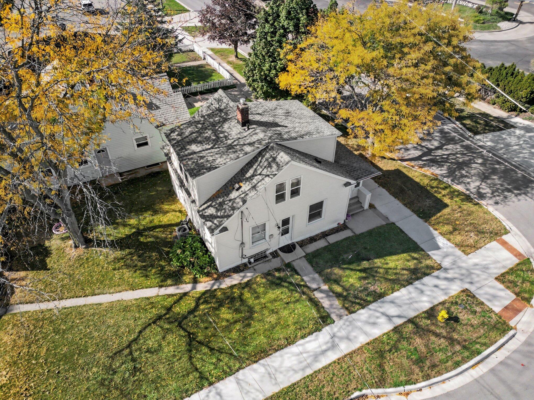 724 Eleanor Street NE Grand Rapids MI 49505