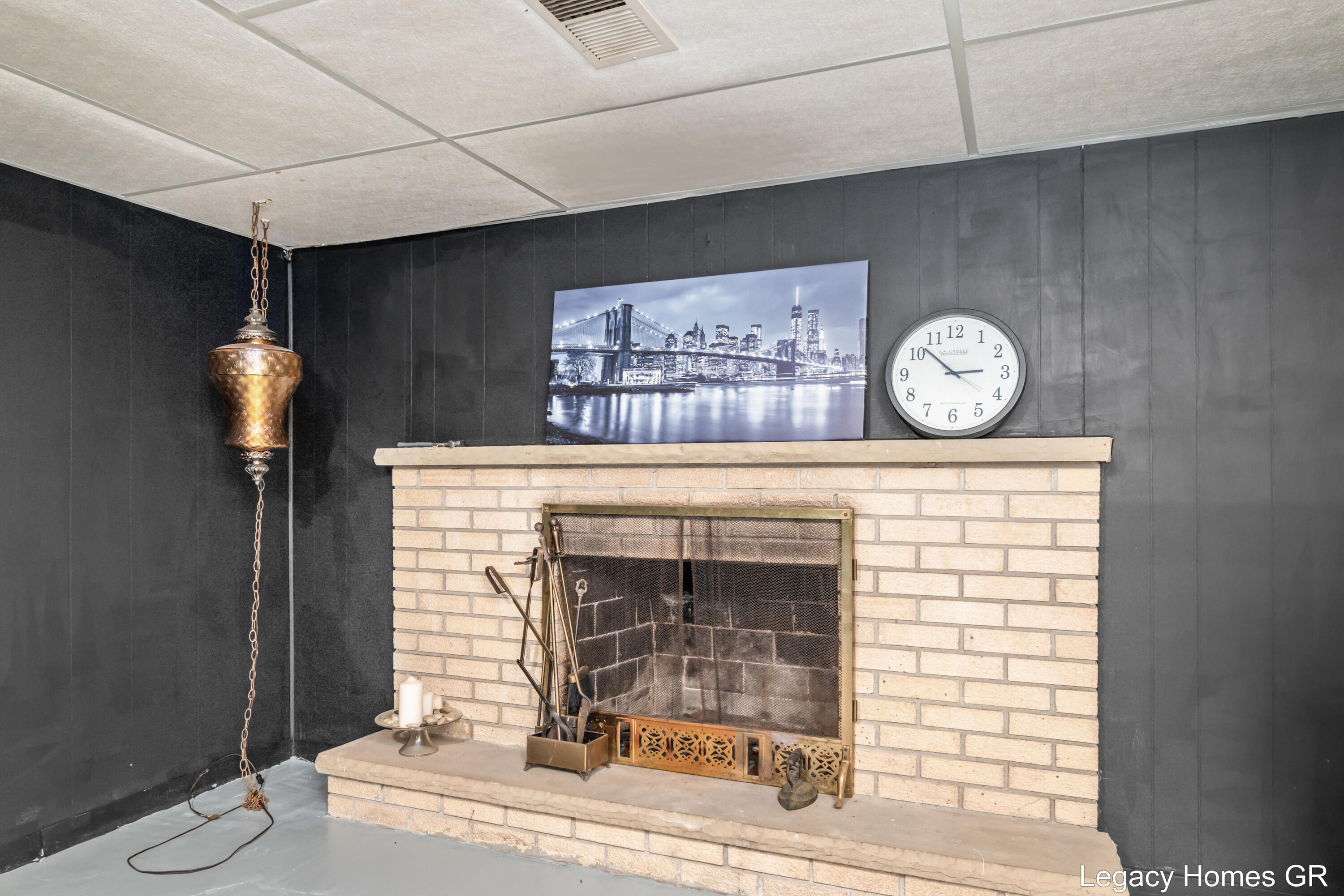 2757 Vassar Drive SE Grand Rapids MI 49506