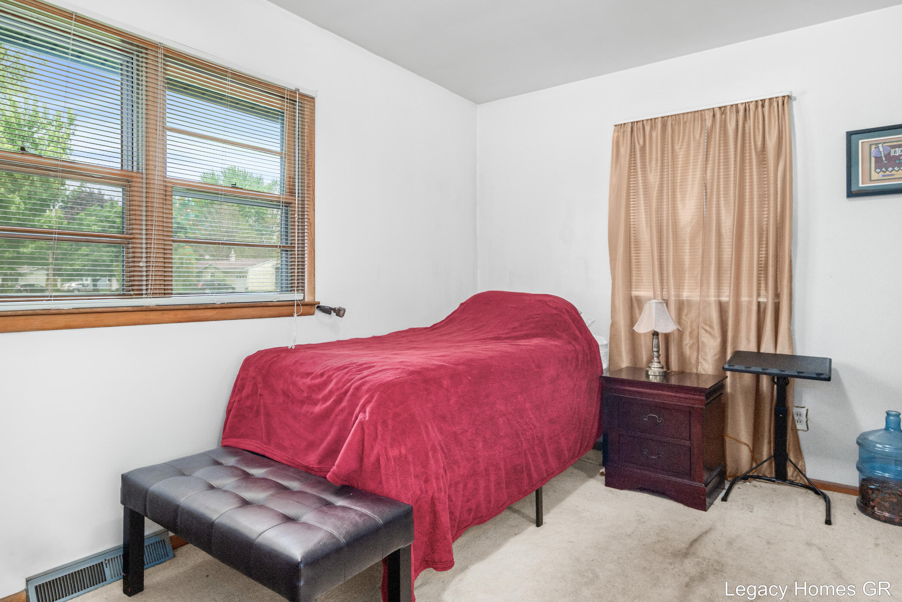 2757 Vassar Drive SE Grand Rapids MI 49506