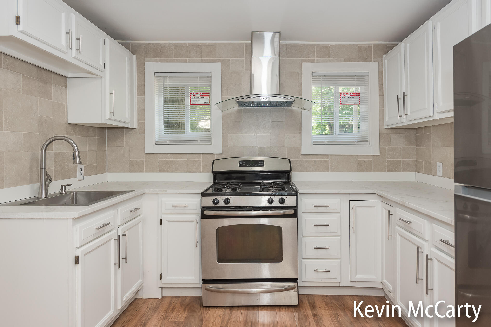 214 Bradford Street NE Grand Rapids MI 49503