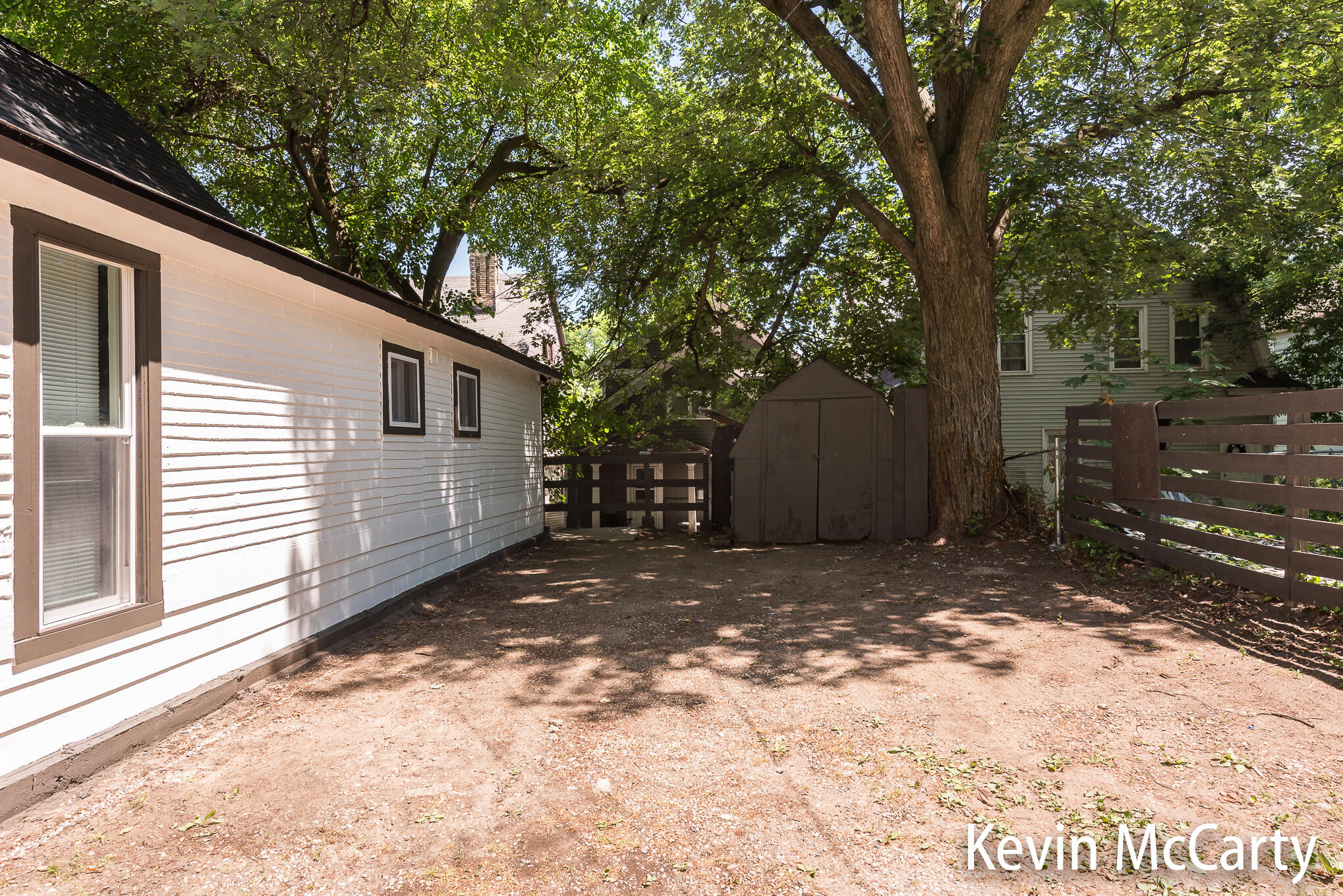 214 Bradford Street NE Grand Rapids MI 49503