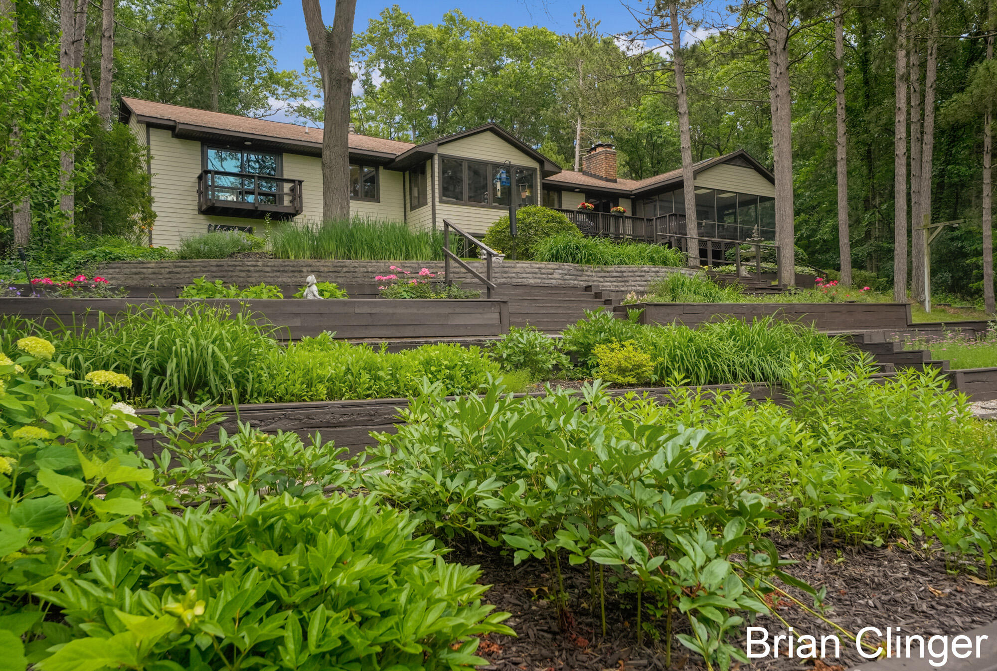 8160 Wilderness Trail NE Ada MI 49301