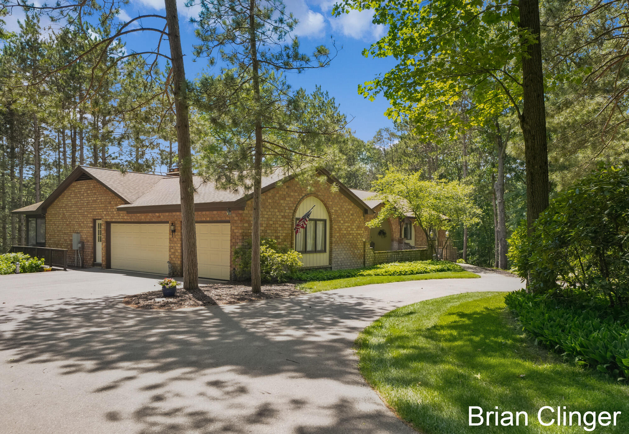 8160 Wilderness Trail NE Ada MI 49301