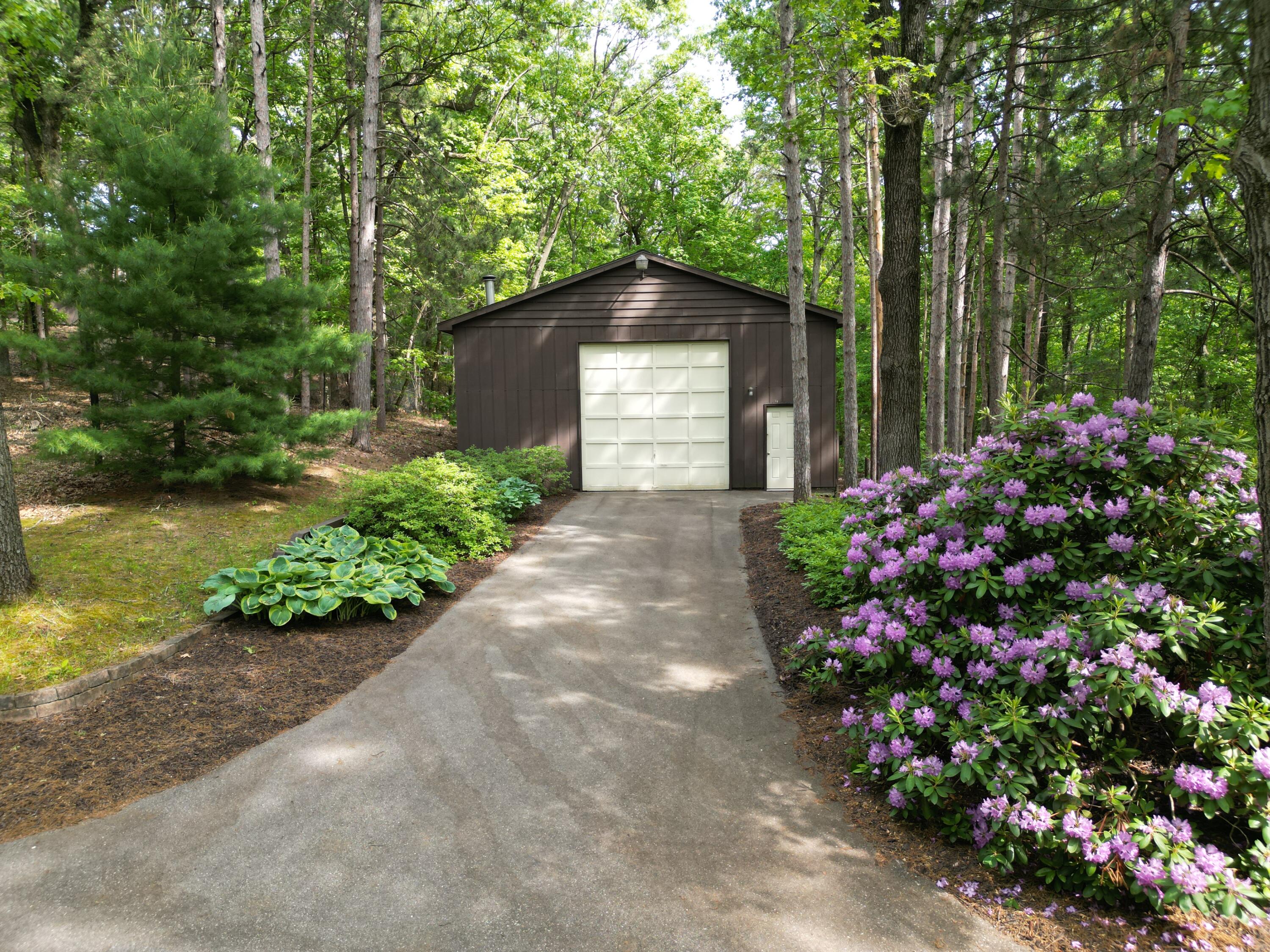 8160 Wilderness Trail NE Ada MI 49301