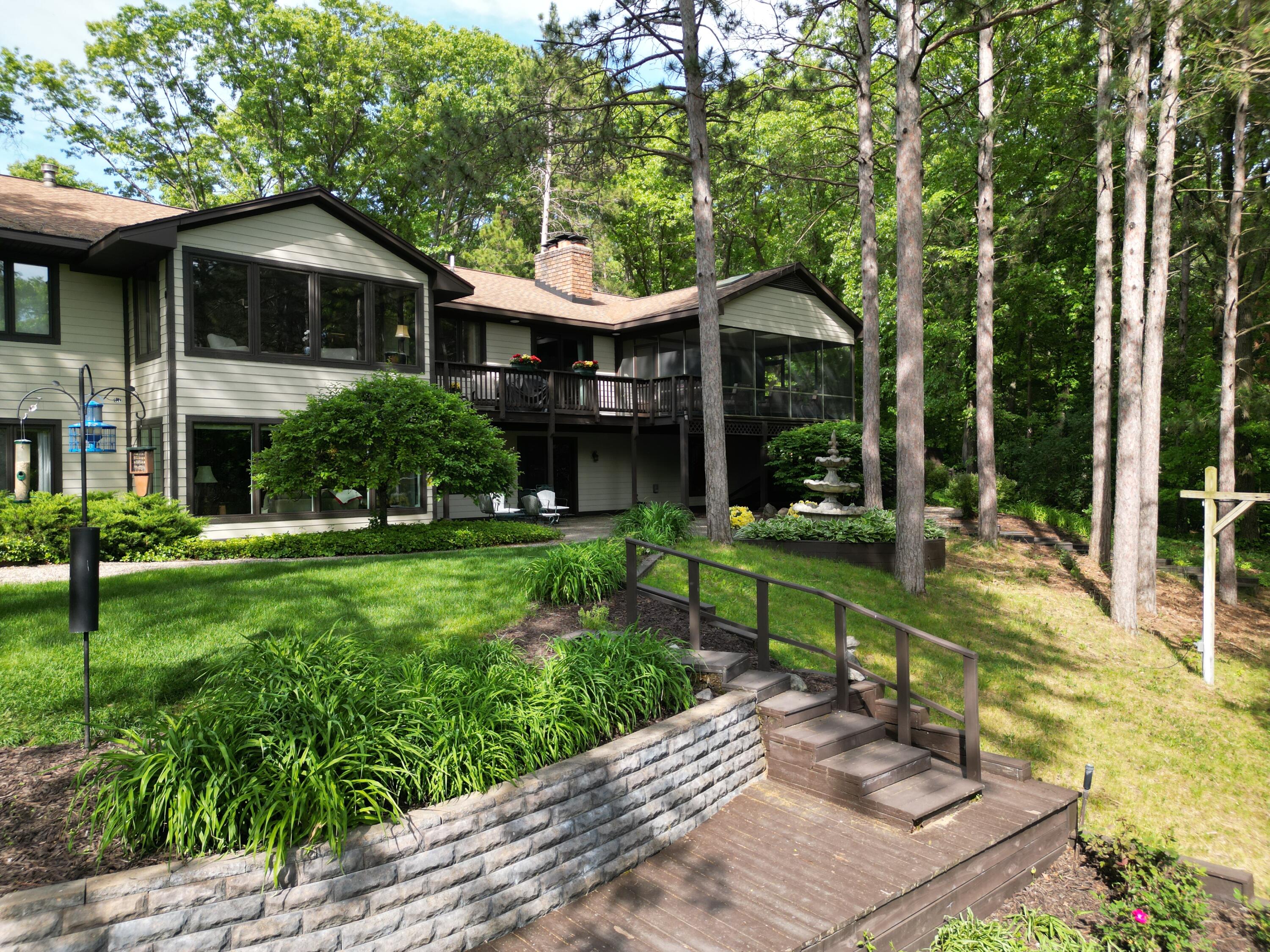 8160 Wilderness Trail NE Ada MI 49301