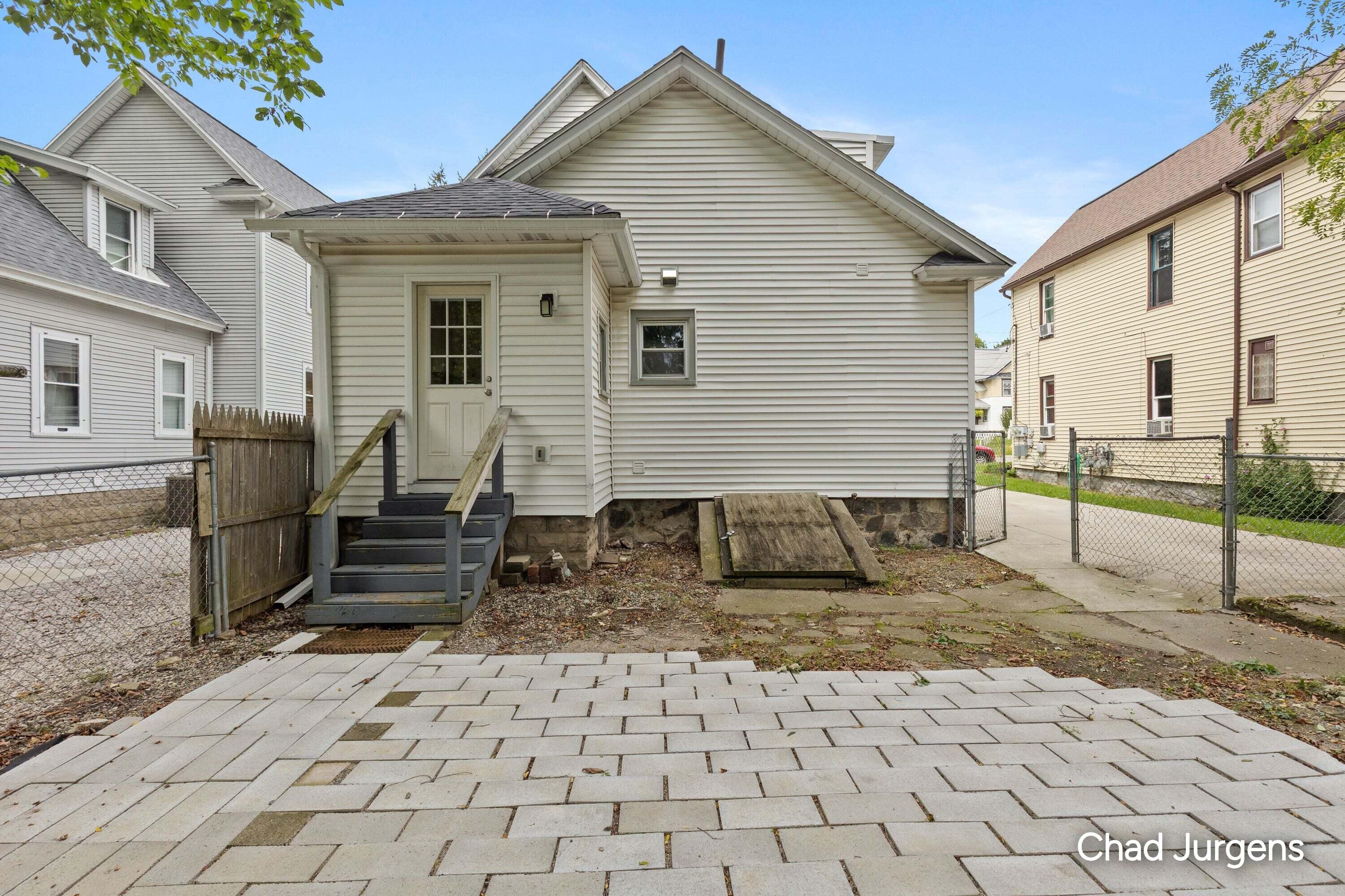 1036 Fairmount Street SE Grand Rapids MI 49506