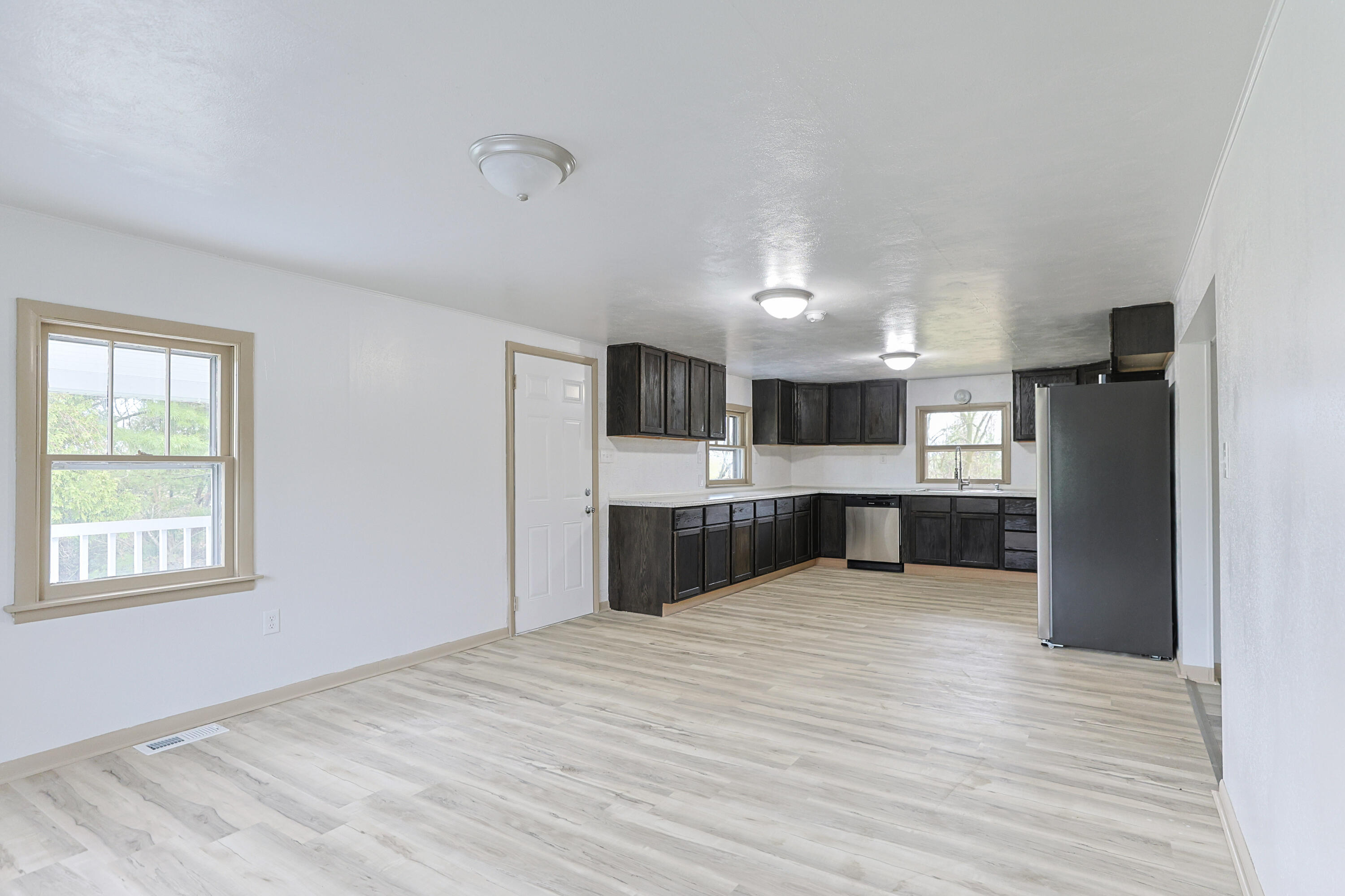 1582 Bakertown Road Buchanan MI 49107