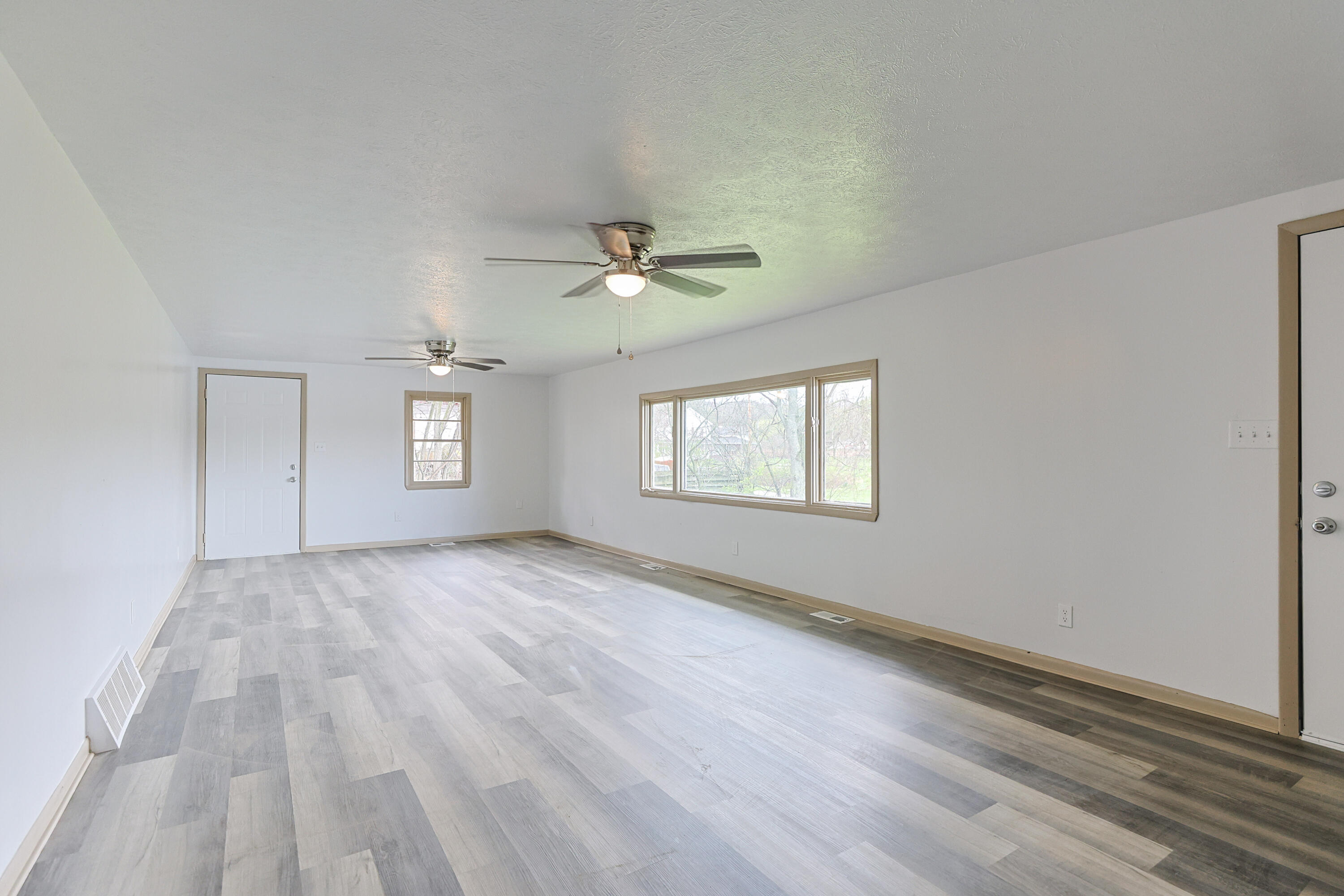 1582 Bakertown Road Buchanan MI 49107