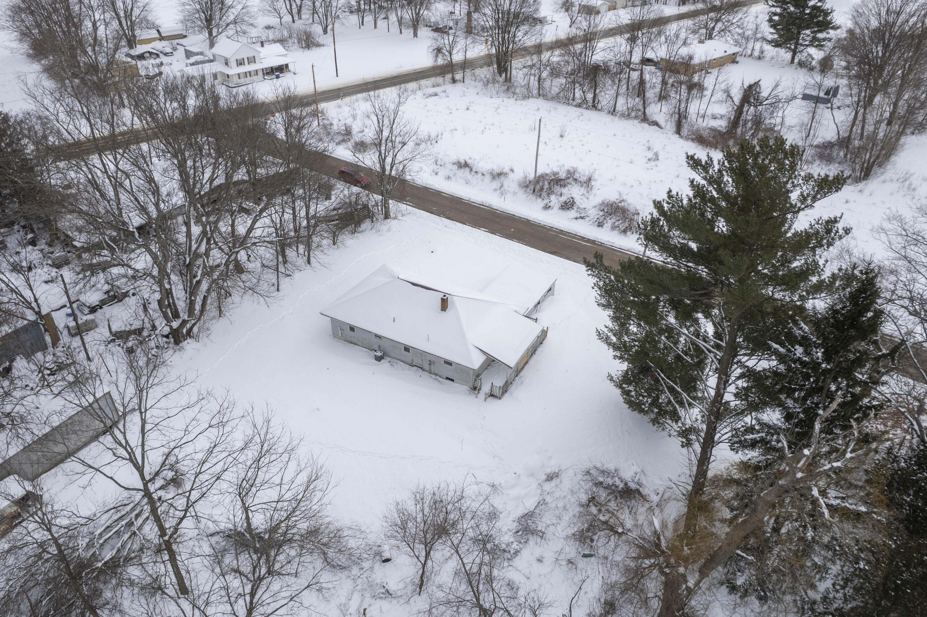 1582 Bakertown Road Buchanan MI 49107