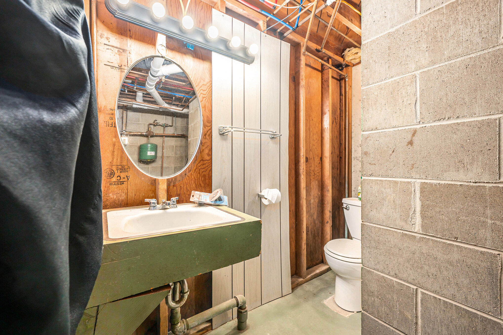 1269 Highland Court Allegan MI 49010