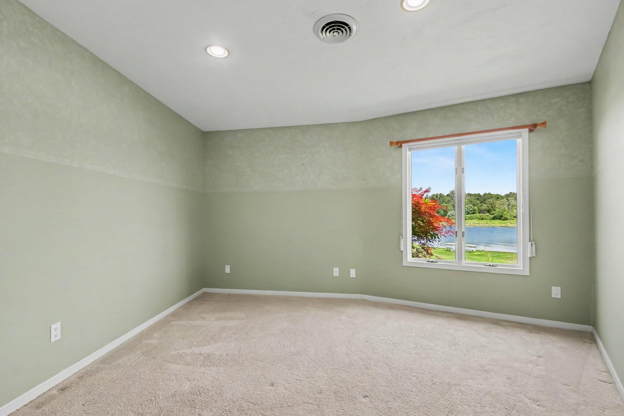 14418 Ott Lane Grand Haven MI 49417