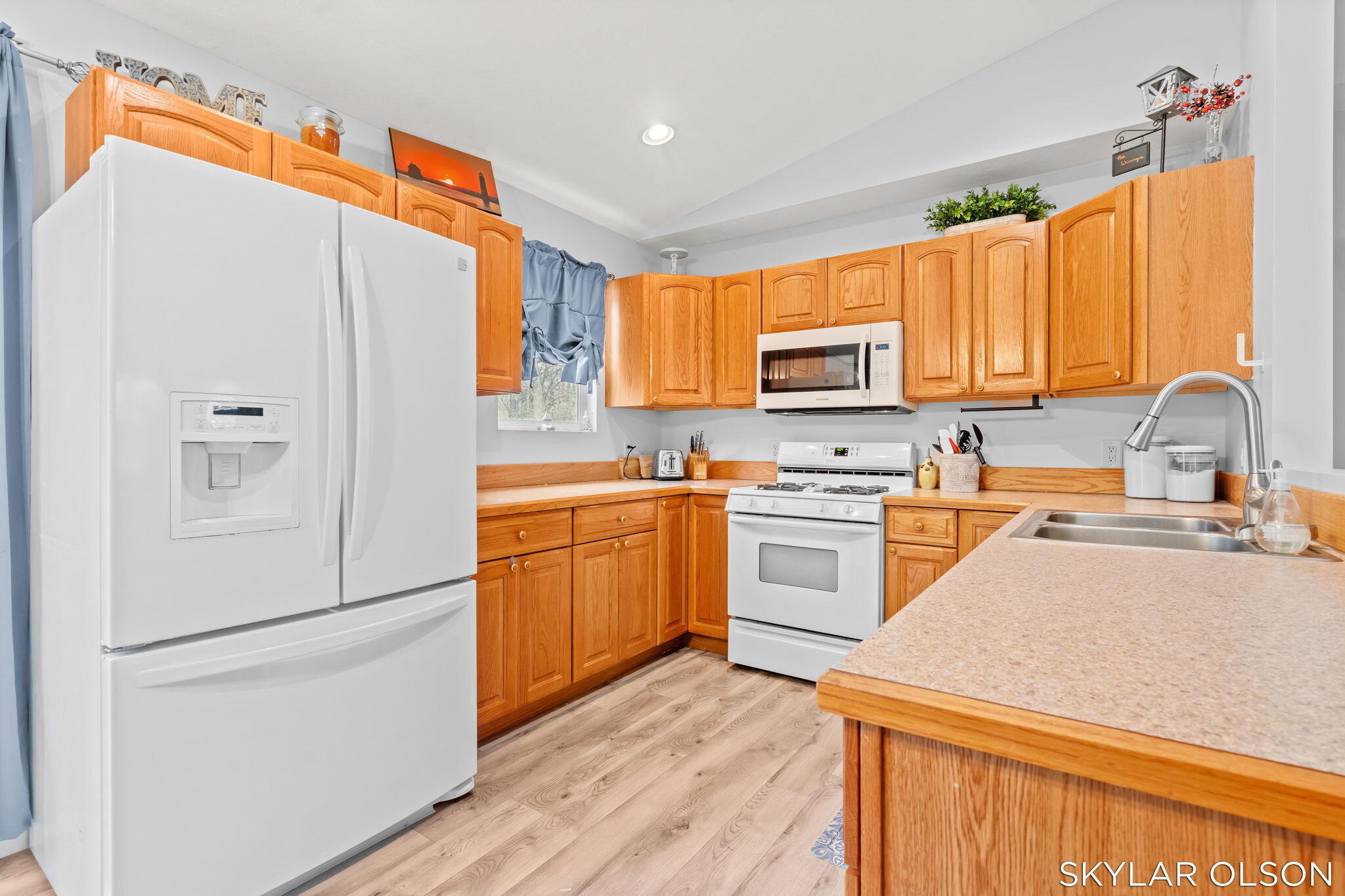 2900 Kooi Street Muskegon MI 49444