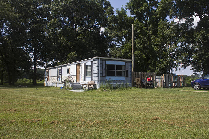 54040 92nd Avenue Dowagiac MI 49047