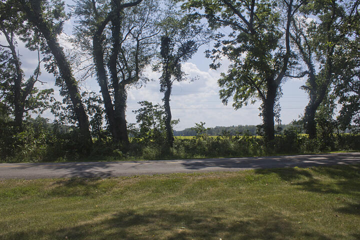 54040 92nd Avenue Dowagiac MI 49047
