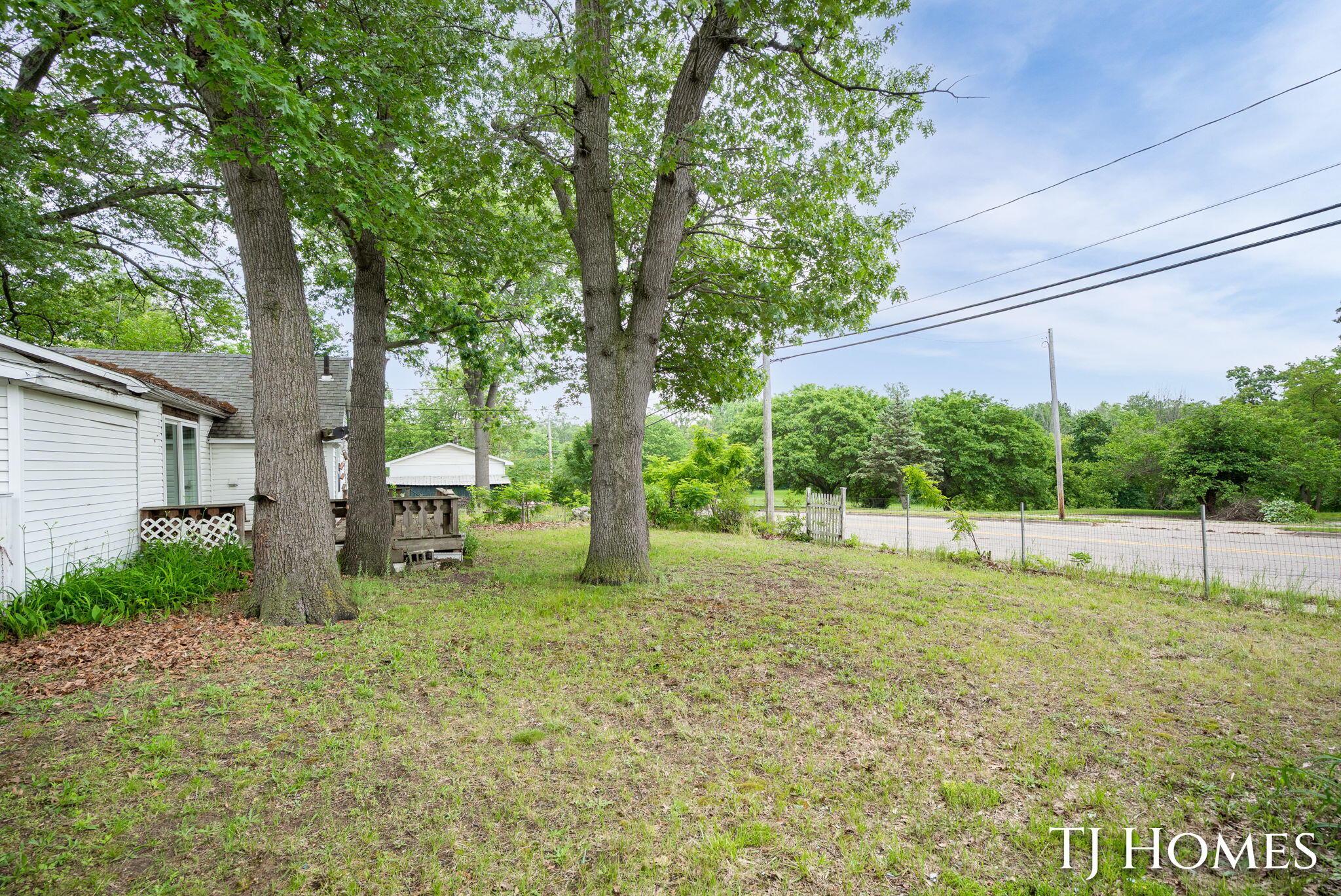 423 Collins Avenue Muskegon MI 49444