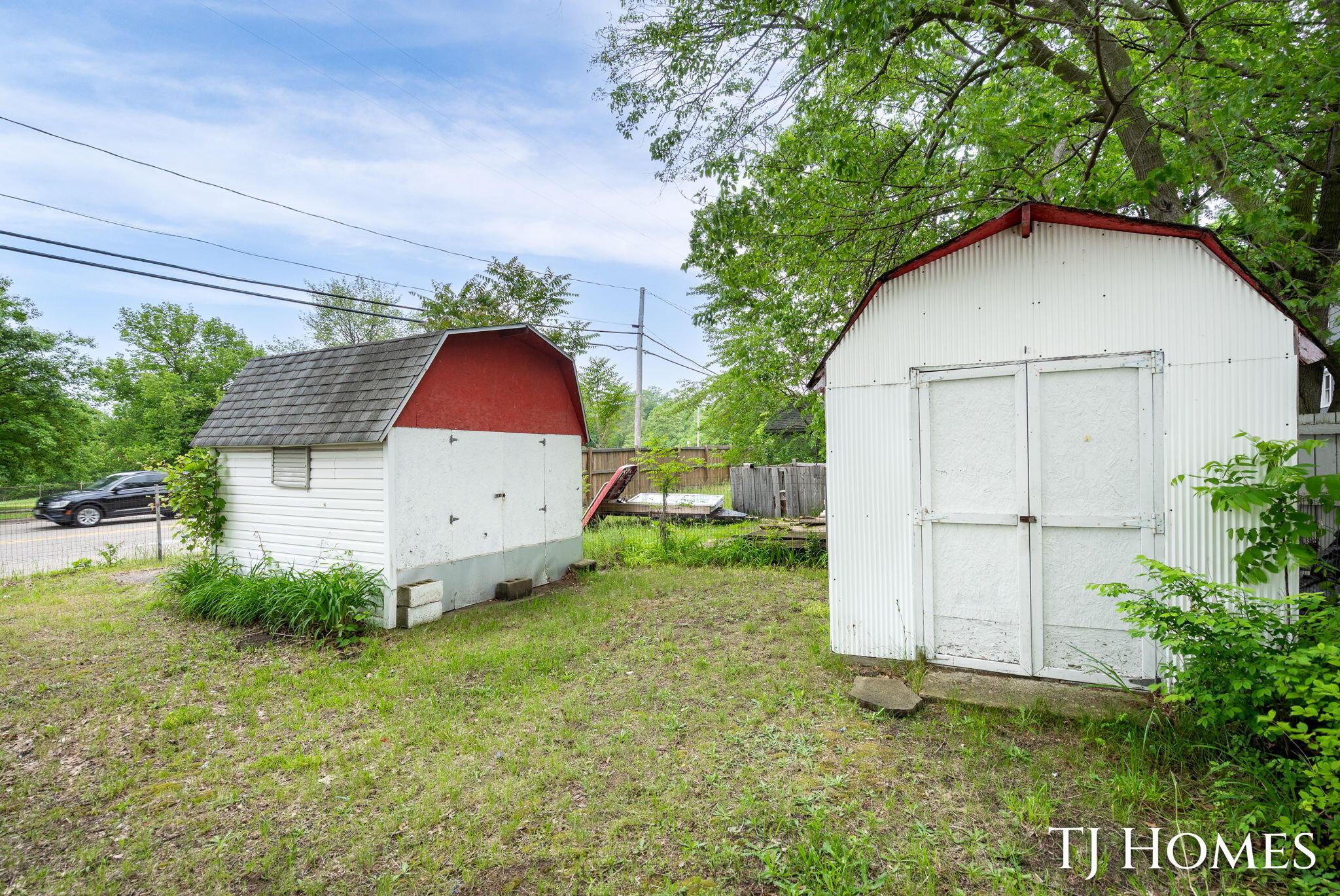 423 Collins Avenue Muskegon MI 49444