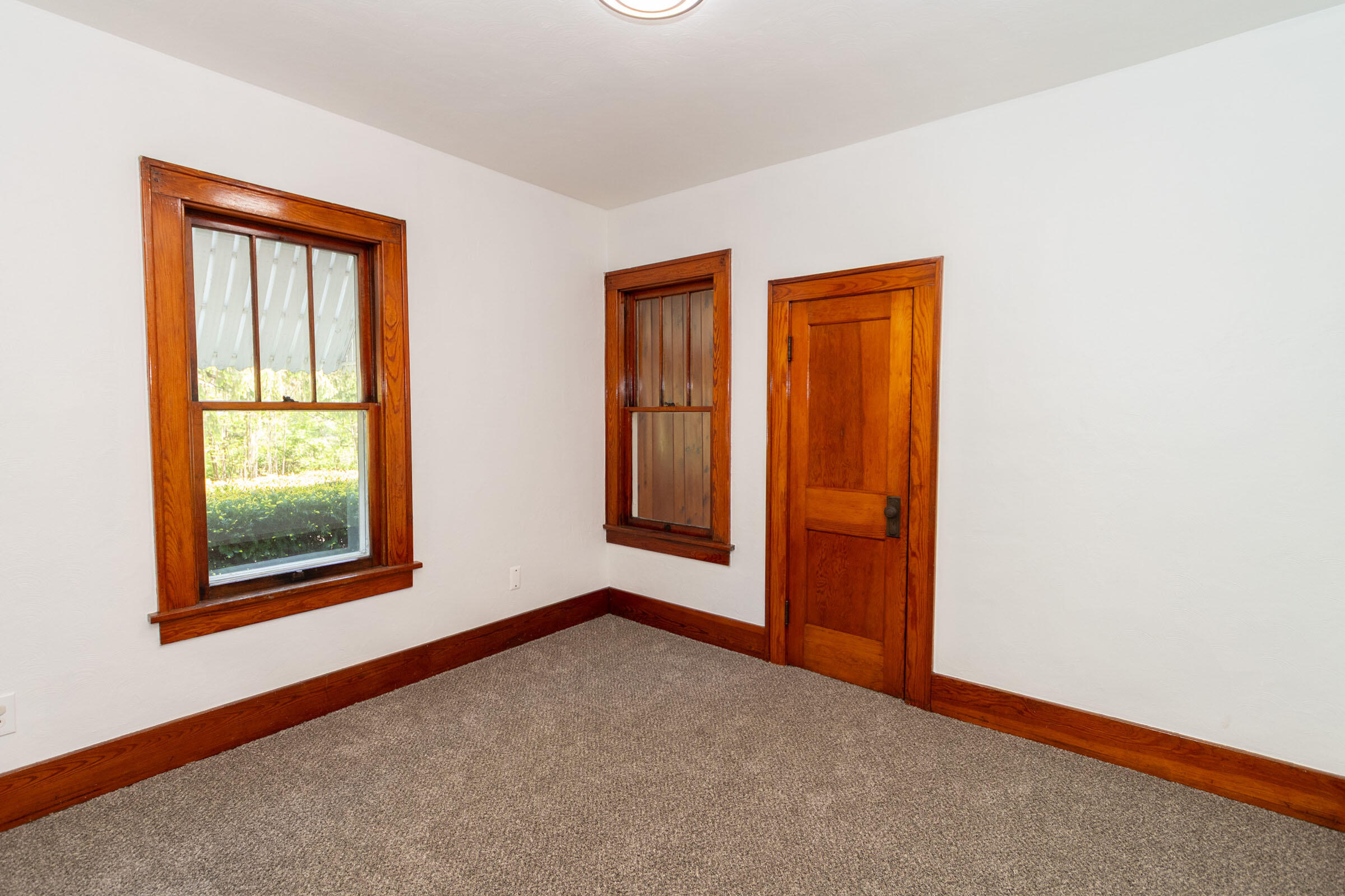 3507 N 5th Street Niles MI 49120