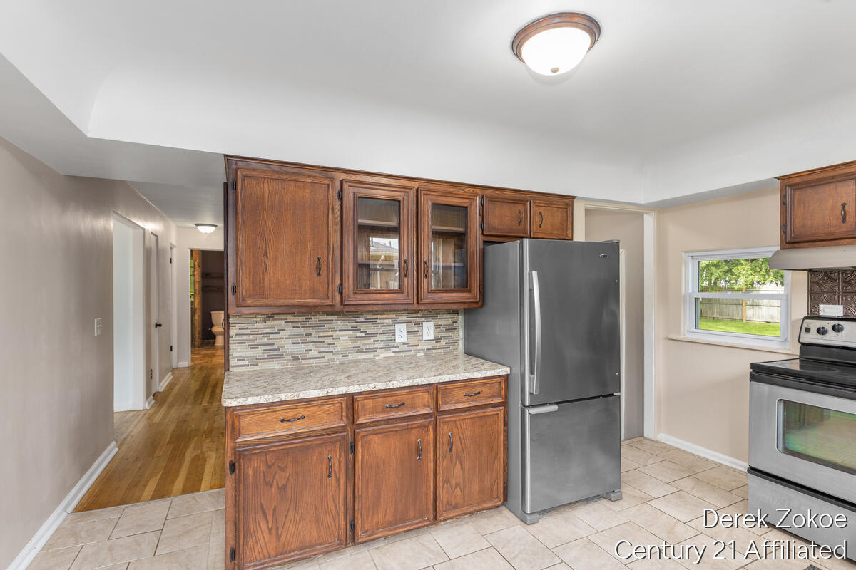 613 Shawmut Boulevard NW Grand Rapids MI 49504