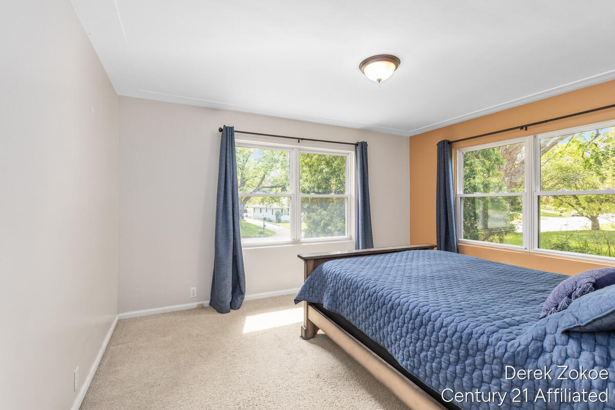 613 Shawmut Boulevard NW Grand Rapids MI 49504
