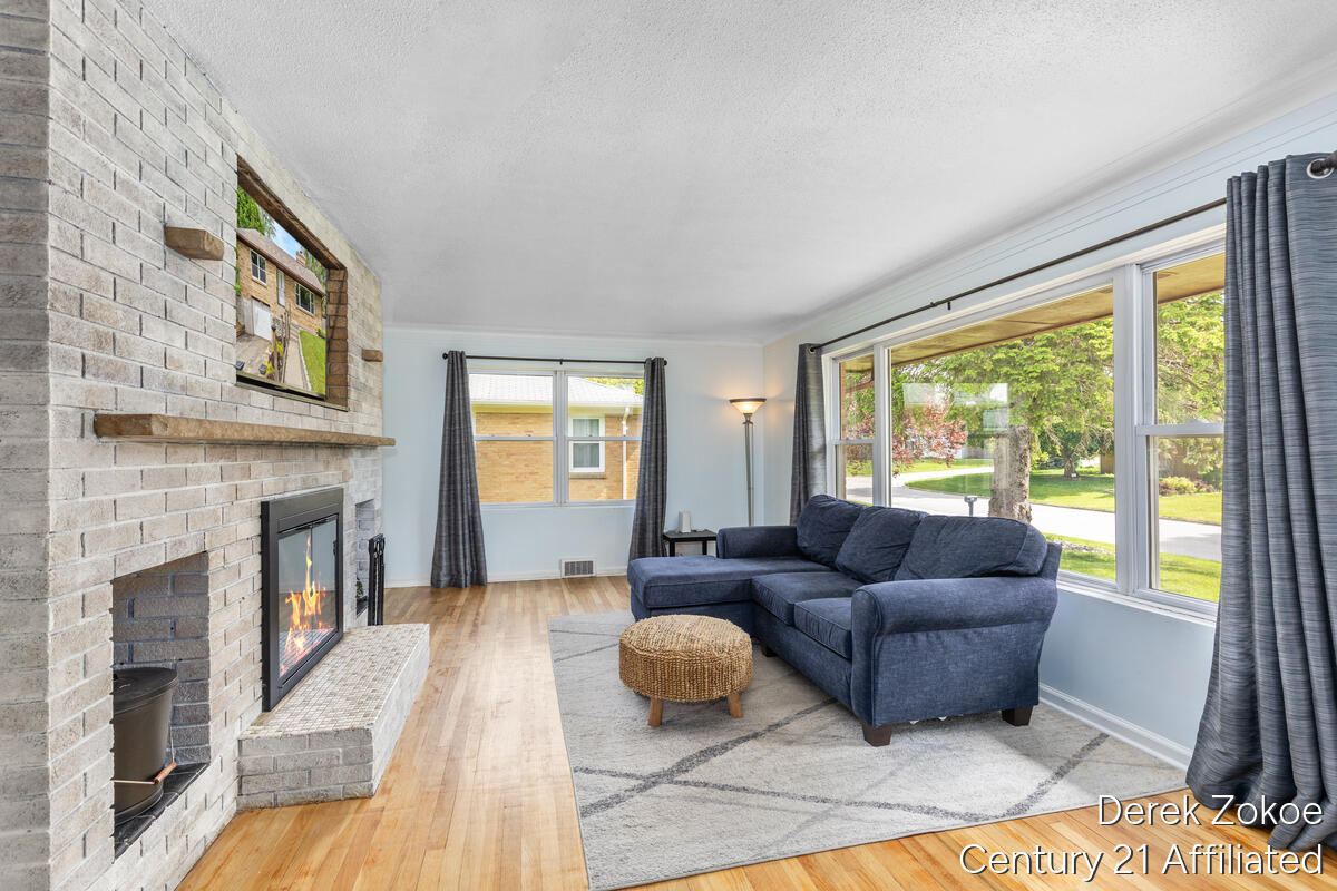 613 Shawmut Boulevard NW Grand Rapids MI 49504