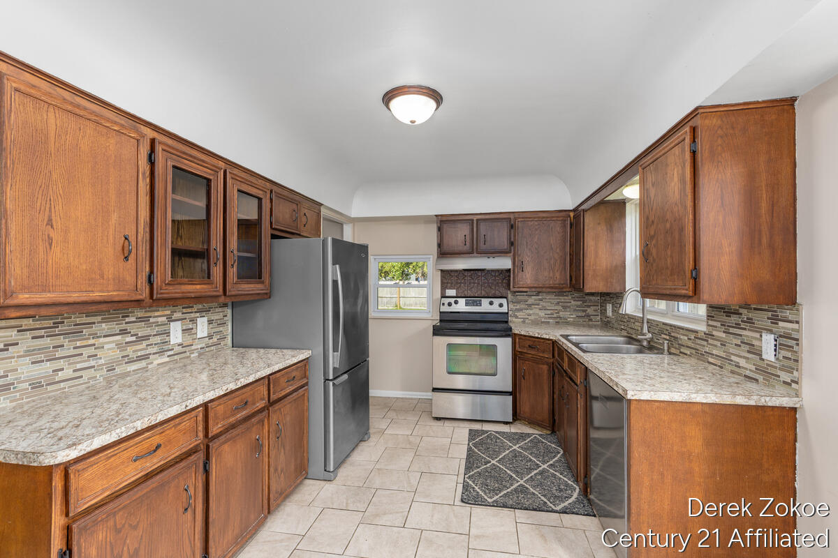 613 Shawmut Boulevard NW Grand Rapids MI 49504