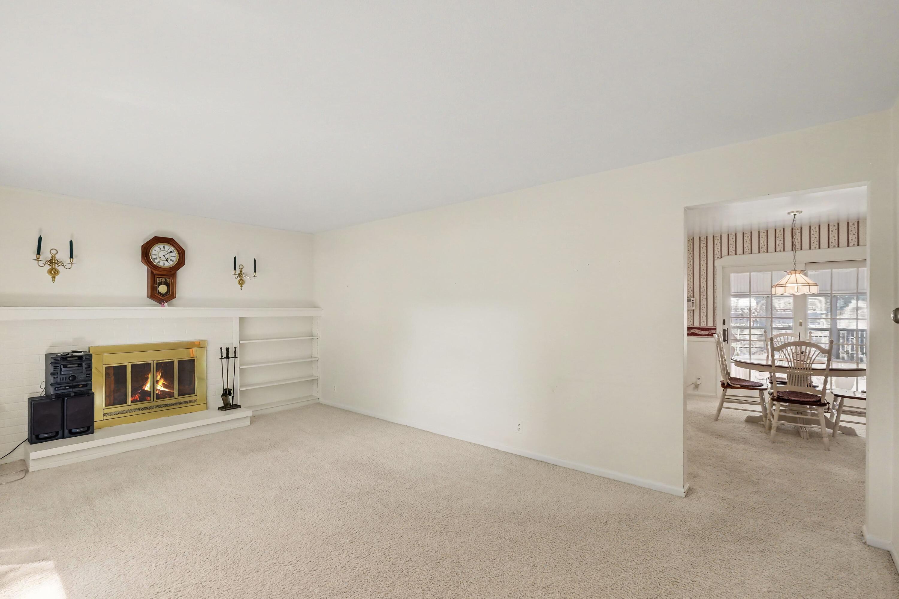 1399 Clover Crest NW Grand Rapids MI 49504