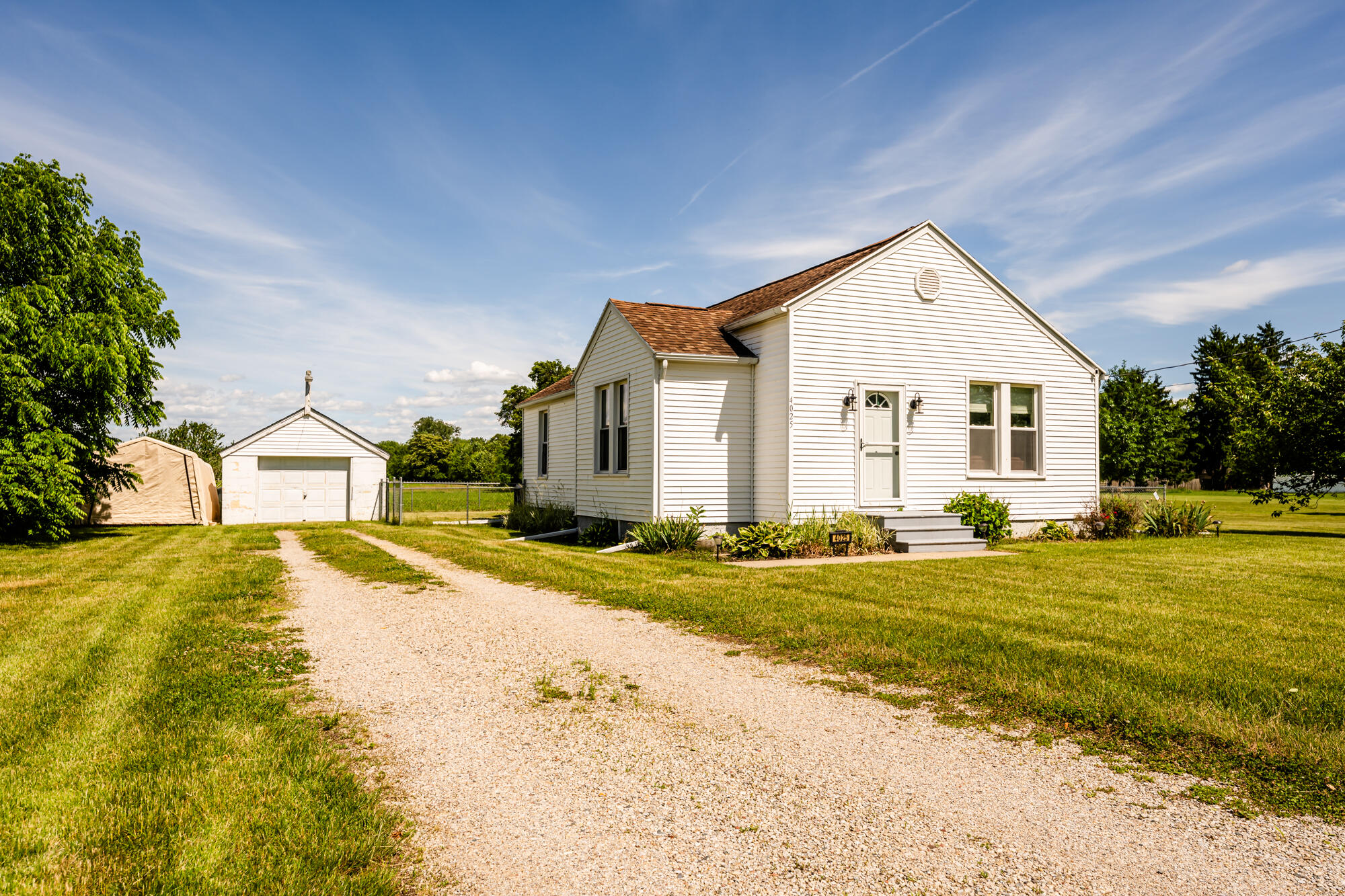 4025 River Road Sodus MI 49126