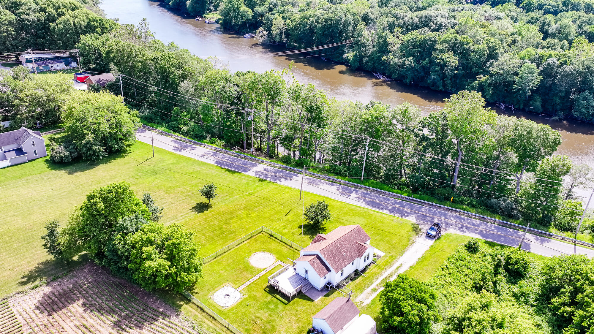 4025 River Road Sodus MI 49126