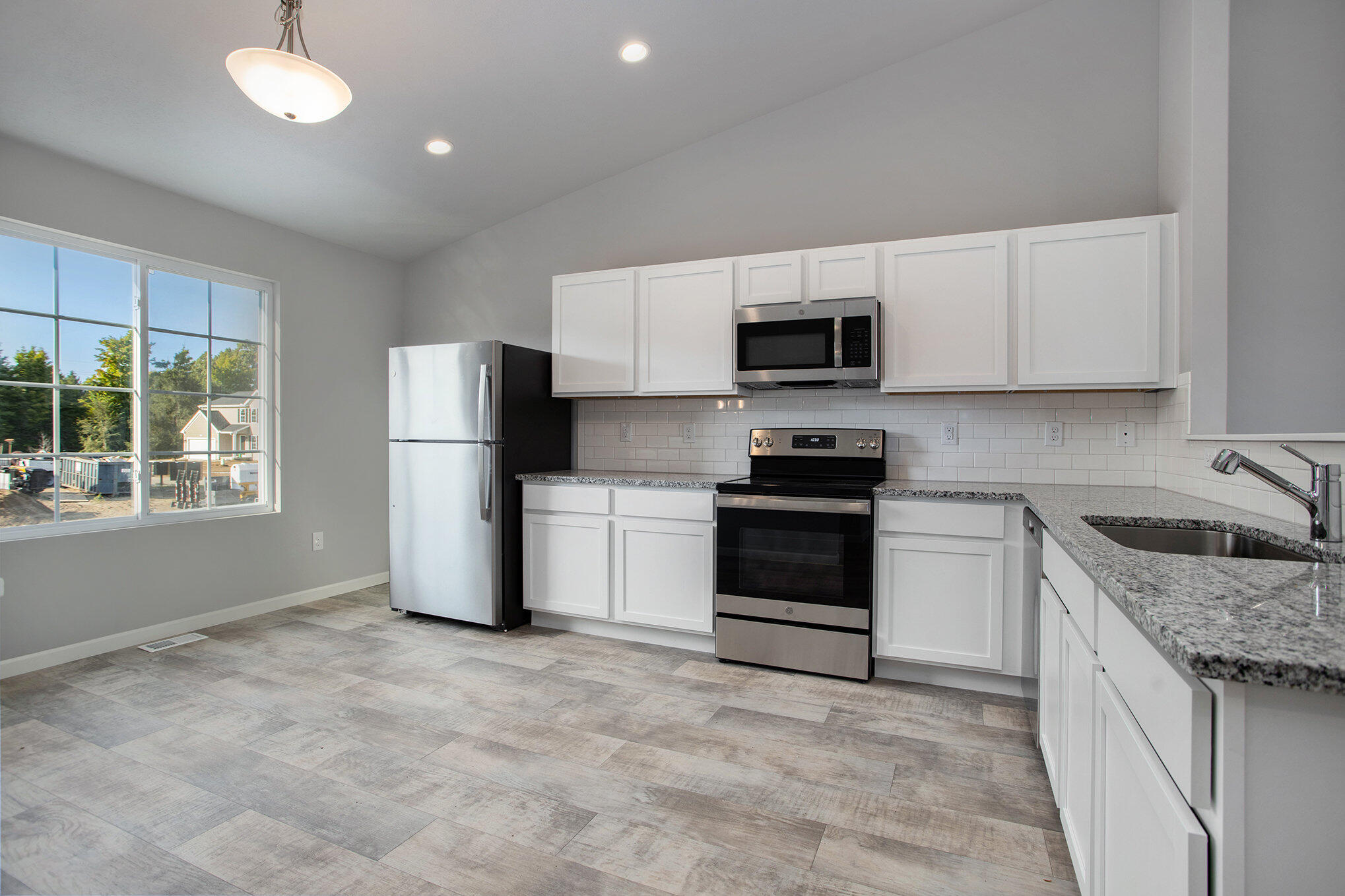 610 Manorwood Circle Benton Harbor MI 49022