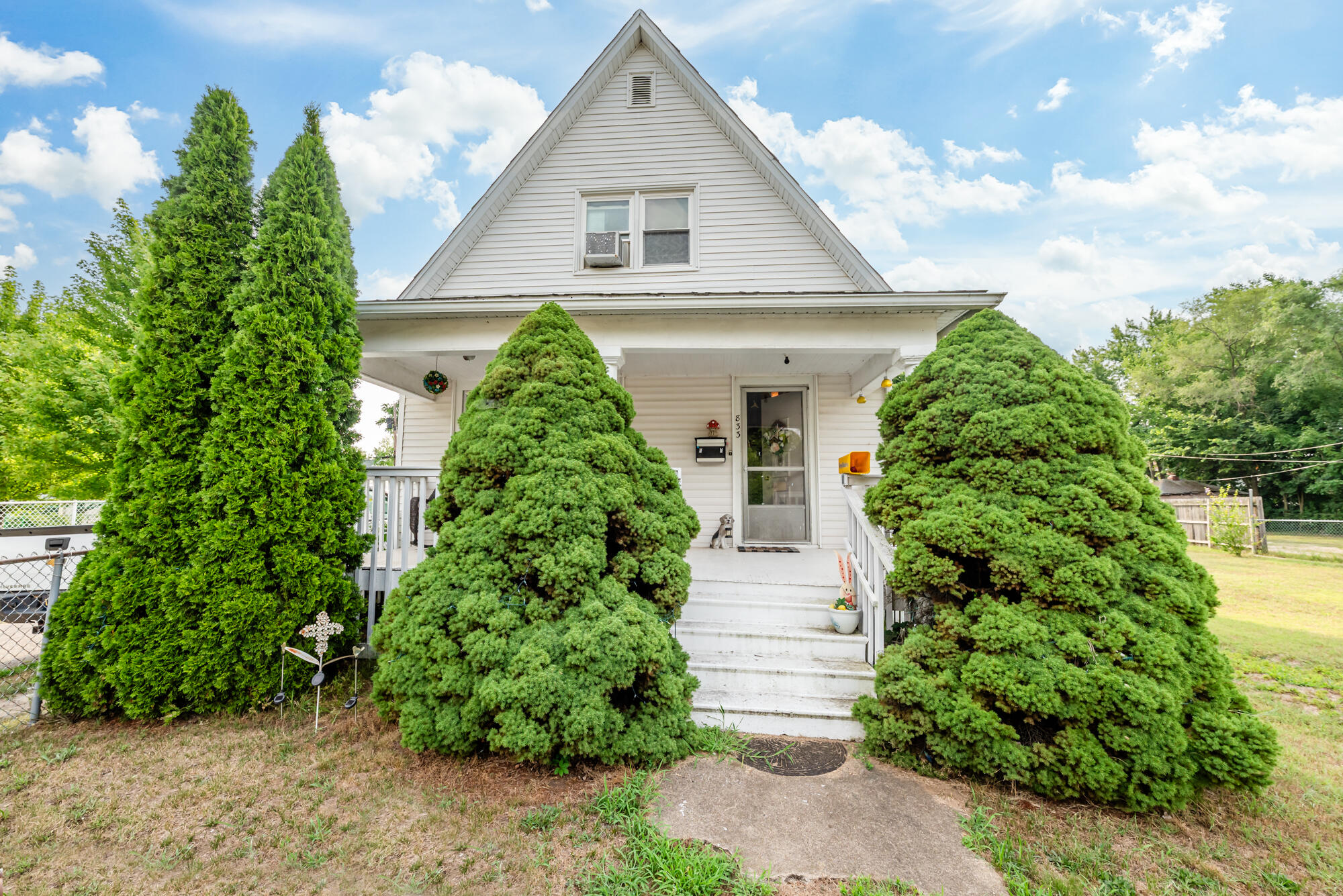 833 Pearl Street Benton Harbor MI 49022