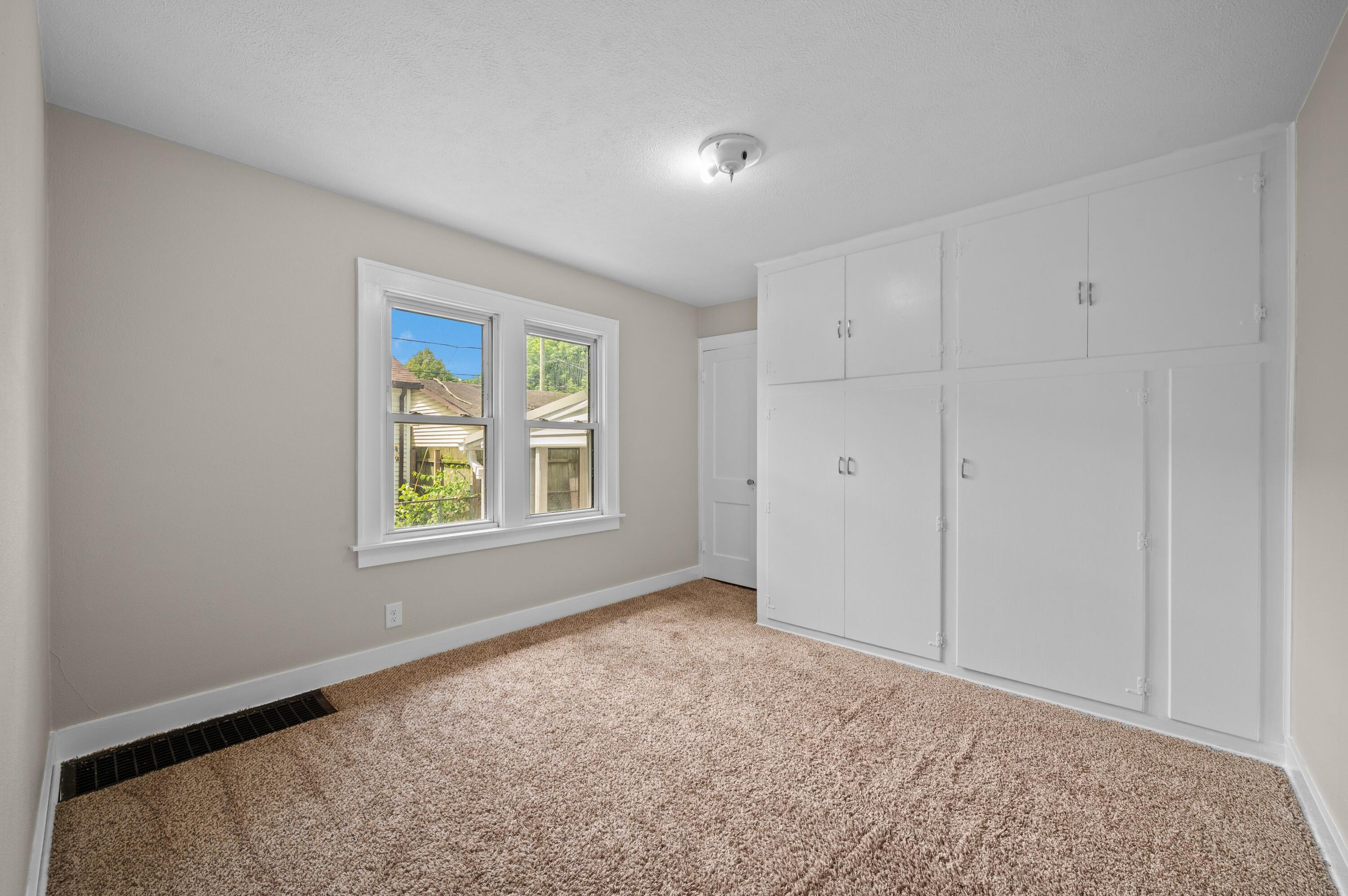 1440 Hickory Street Niles MI 49120