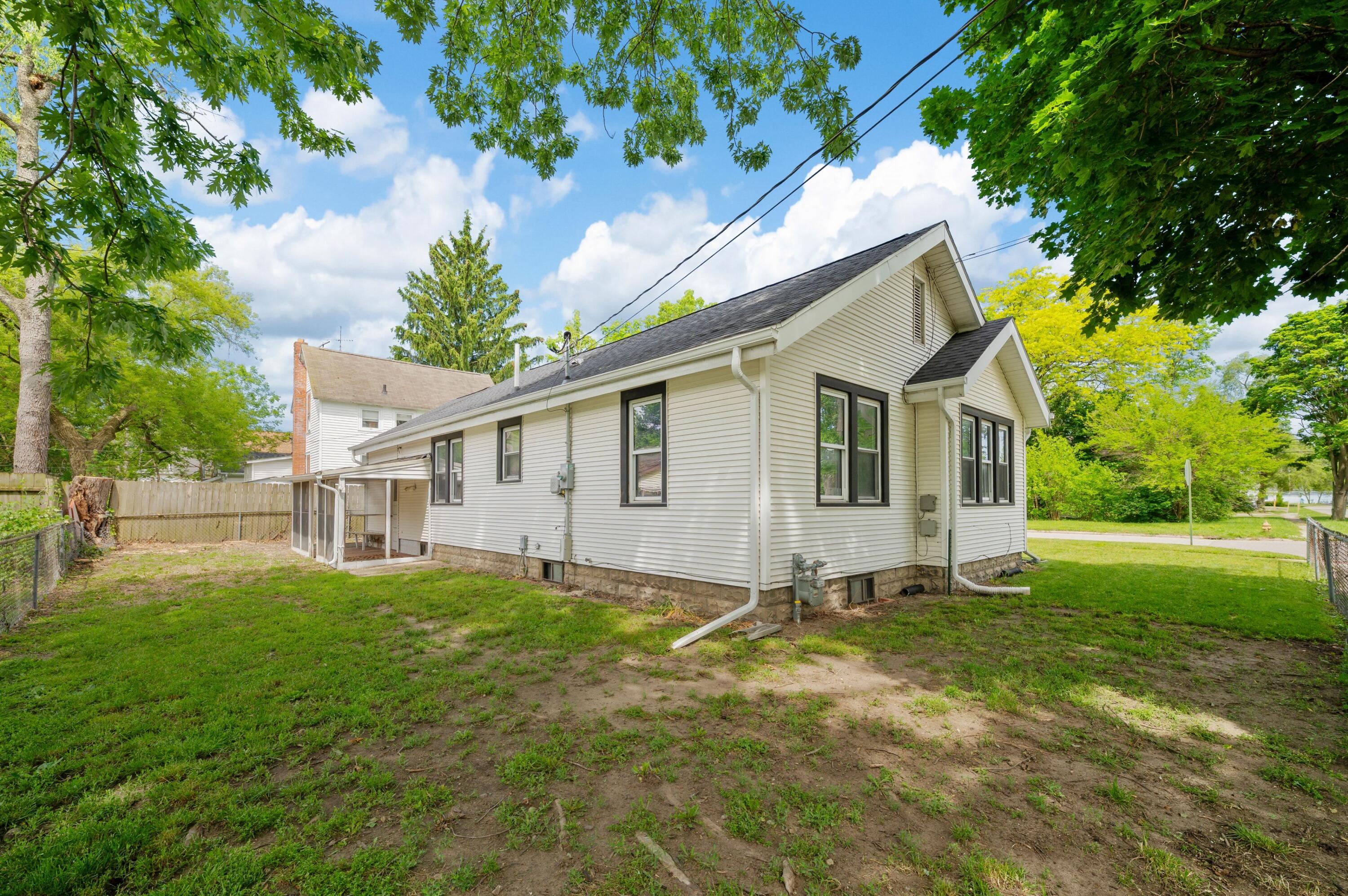 1440 Hickory Street Niles MI 49120