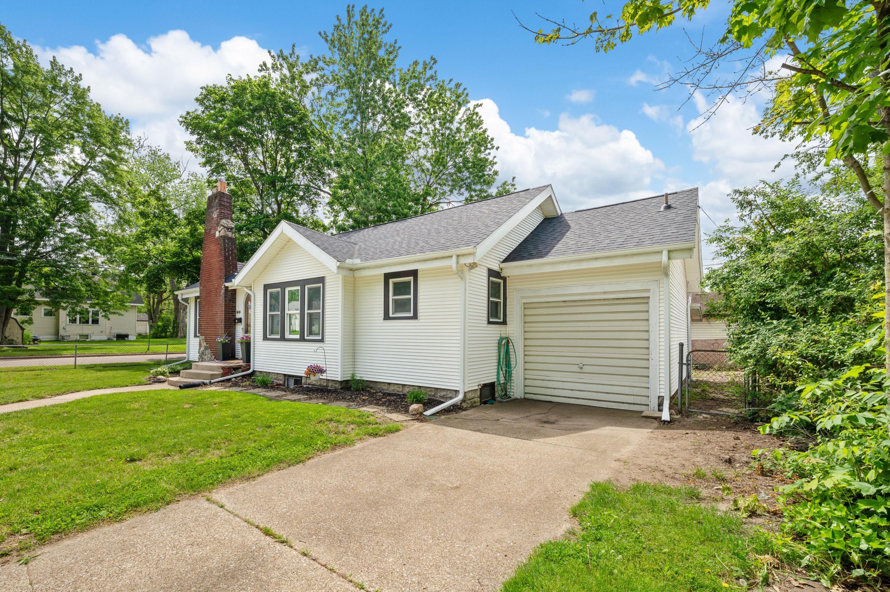 1440 Hickory Street Niles MI 49120