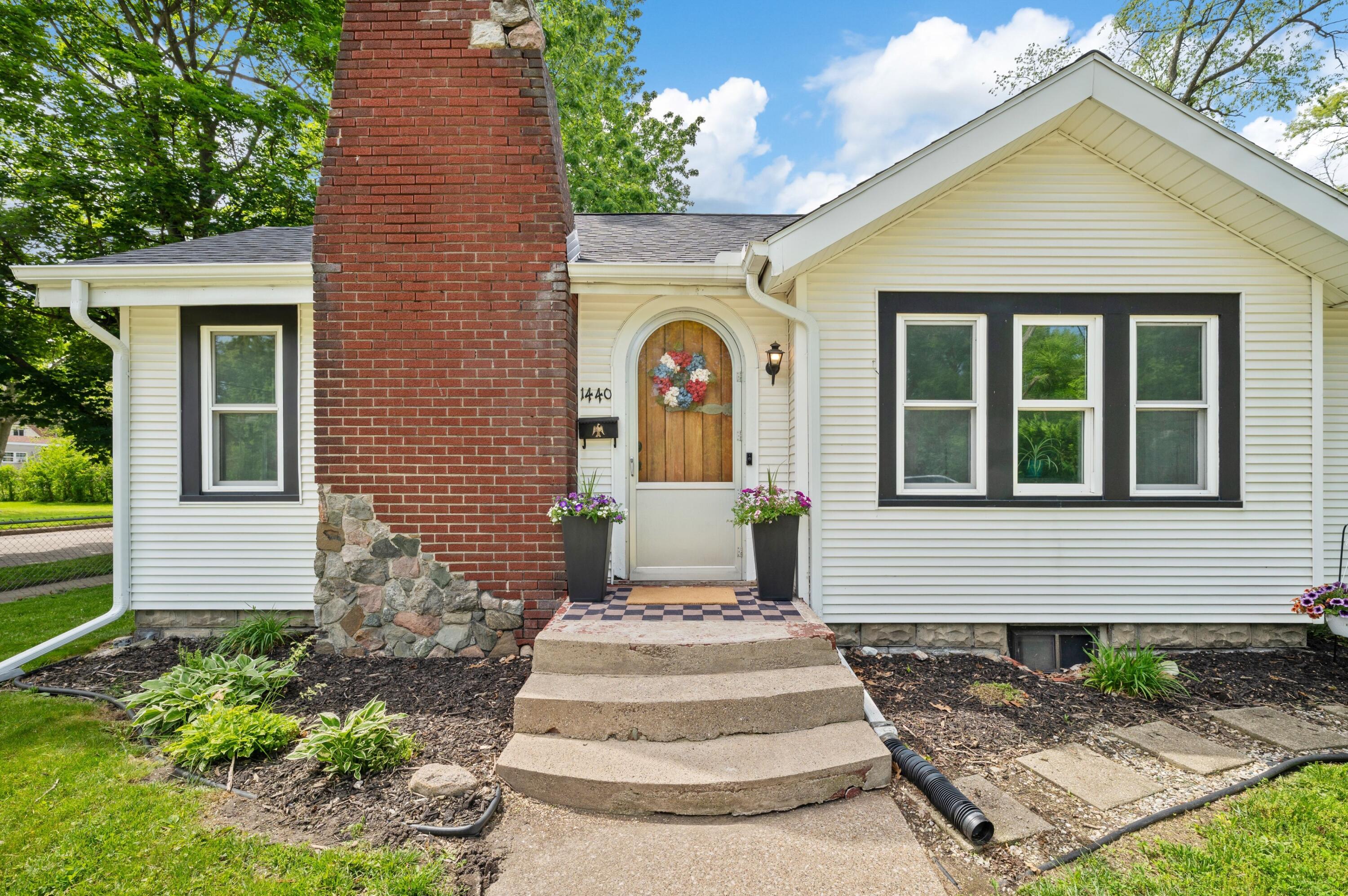 1440 Hickory Street Niles MI 49120