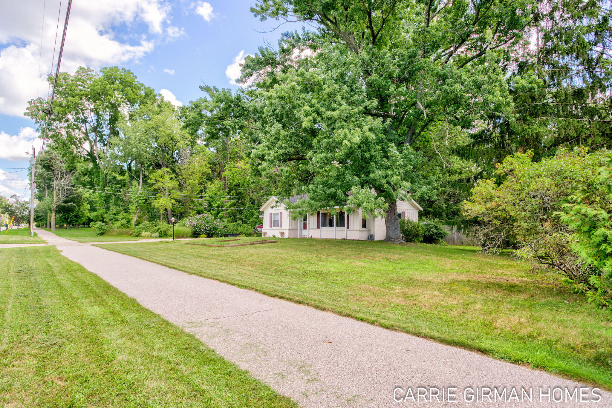 918 Paw Paw Drive Holland MI 49423