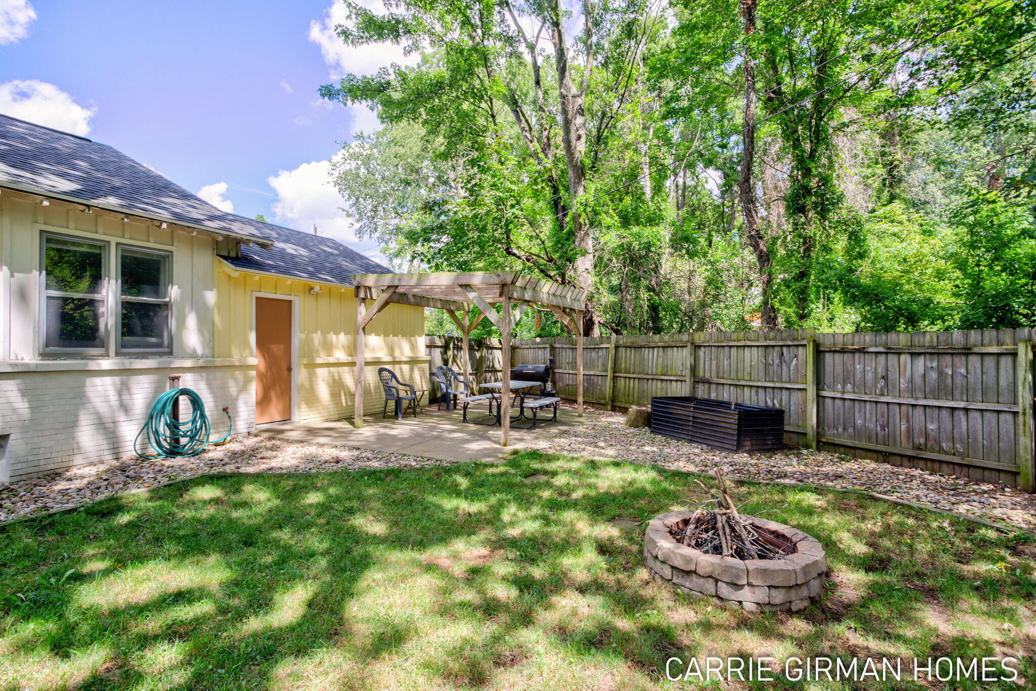918 Paw Paw Drive Holland MI 49423