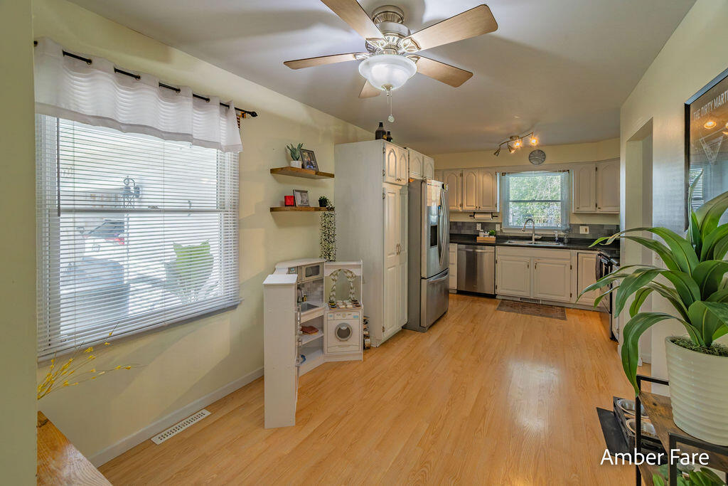 1508 Hendrick Road Muskegon MI 49441