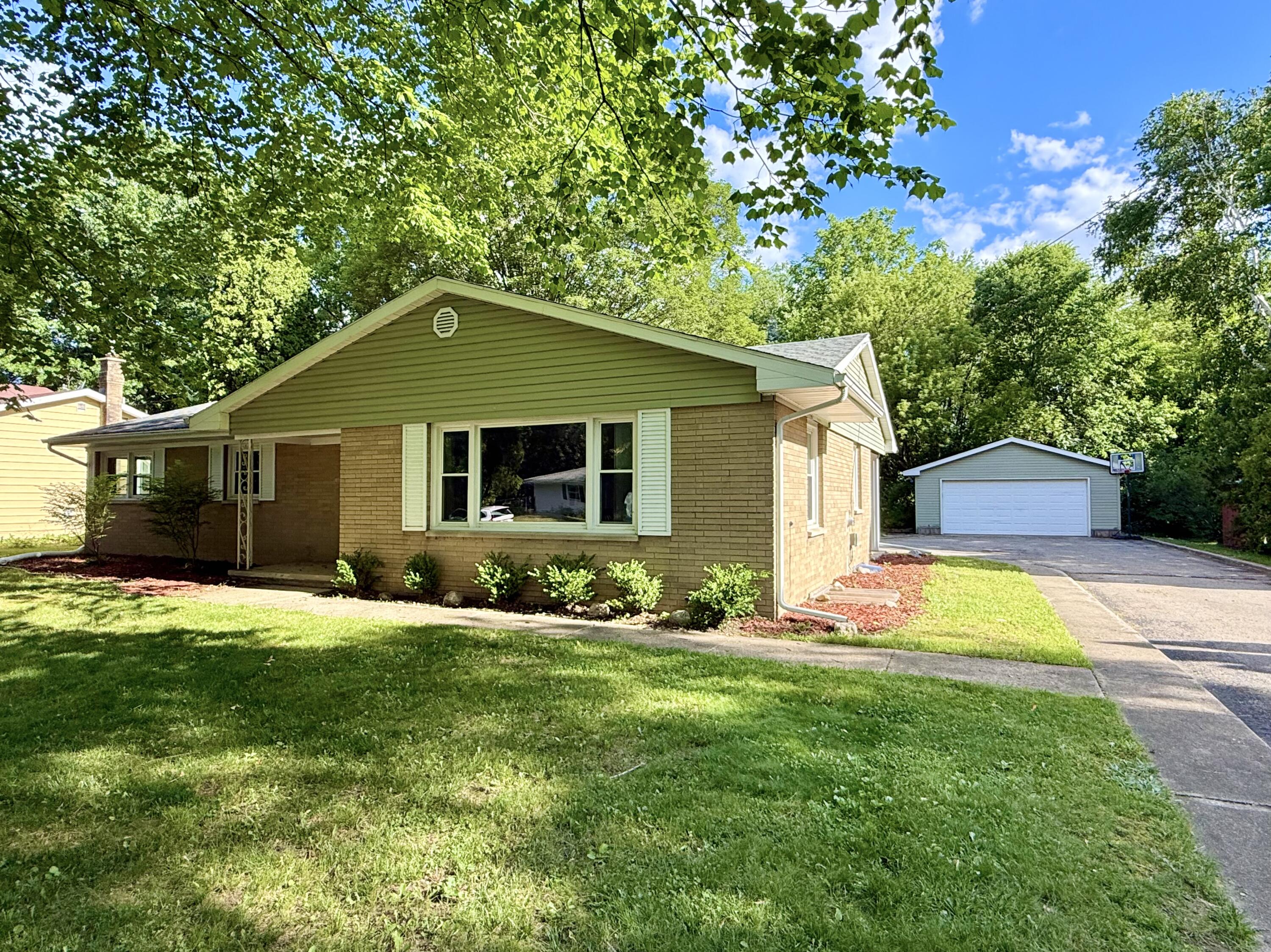 3918 Andora Avenue Kalamazoo MI 49006