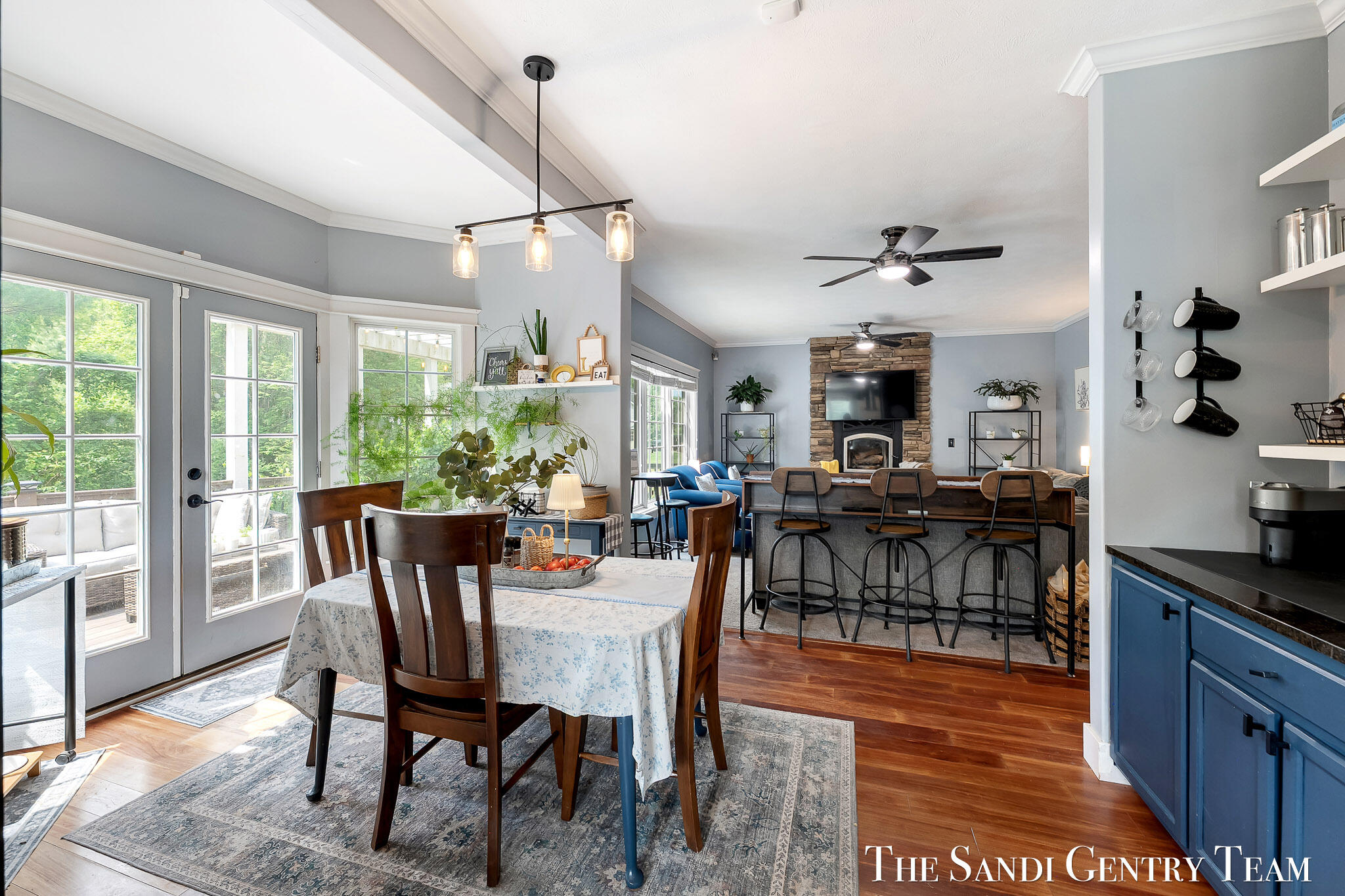 17 Boulder Drive Norton Shores MI 49444