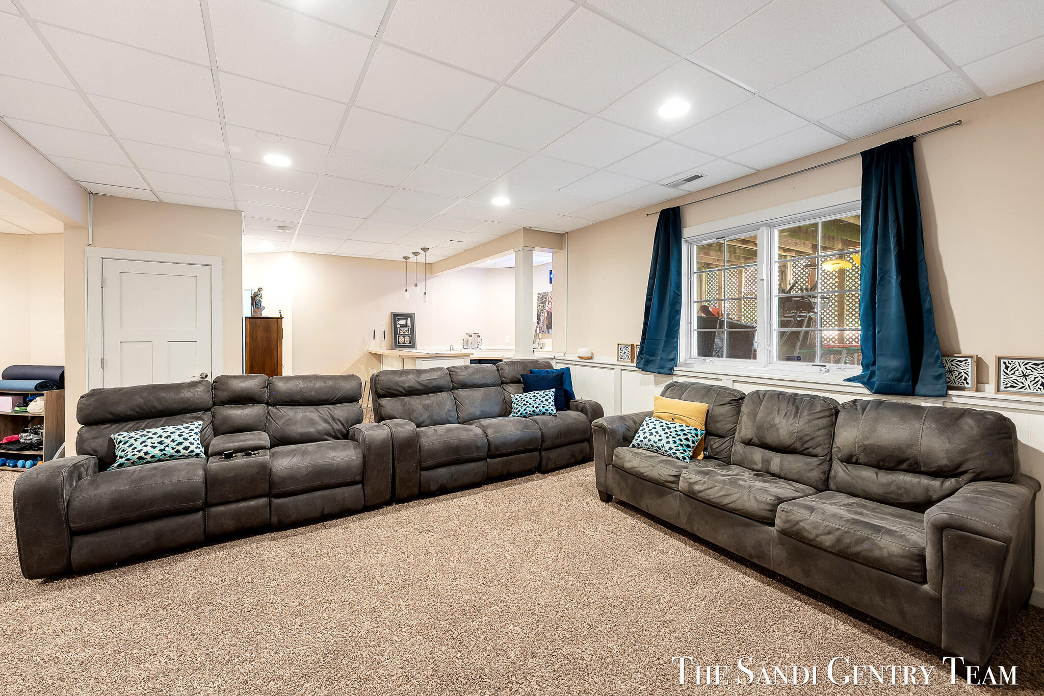 17 Boulder Drive Norton Shores MI 49444