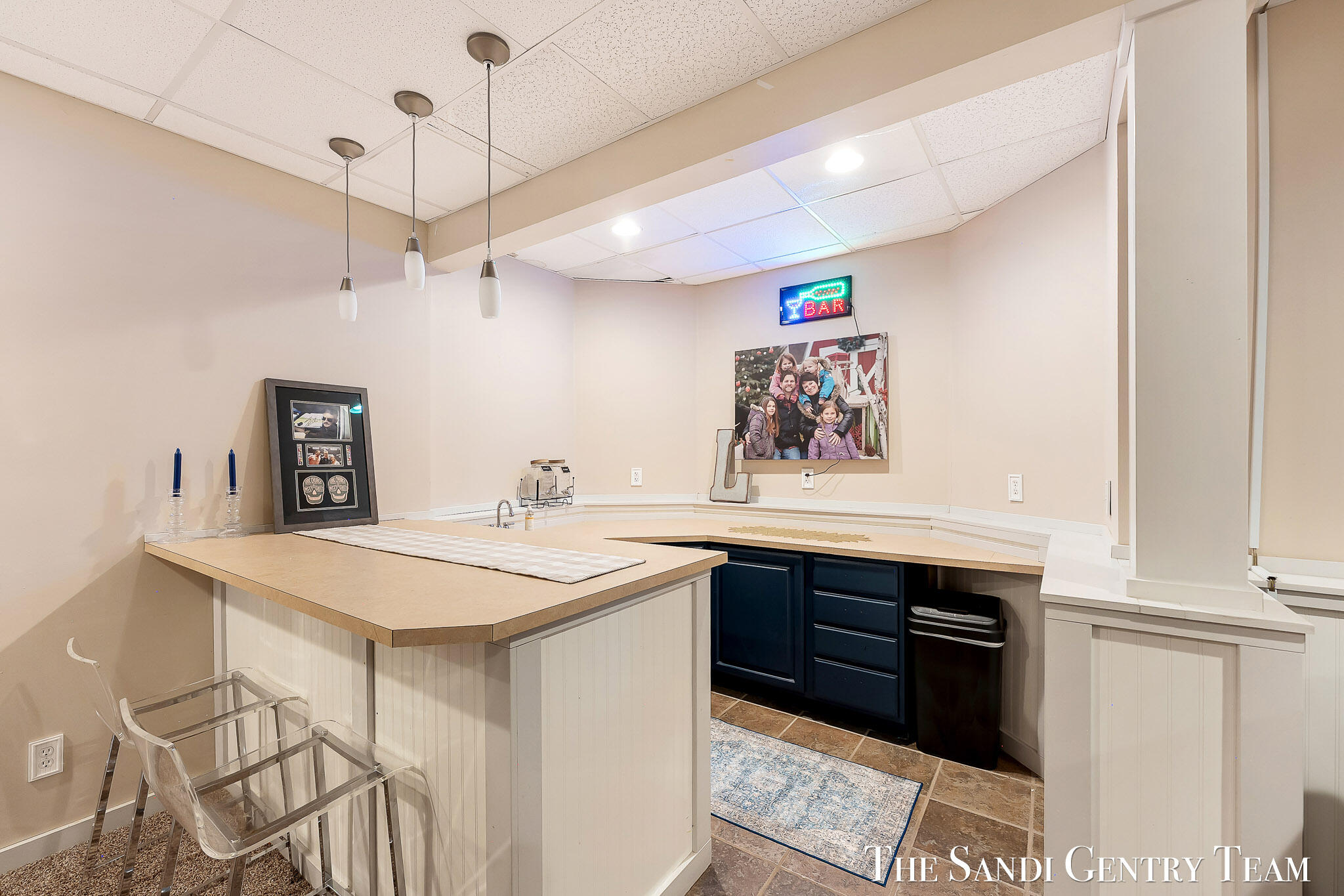17 Boulder Drive Norton Shores MI 49444