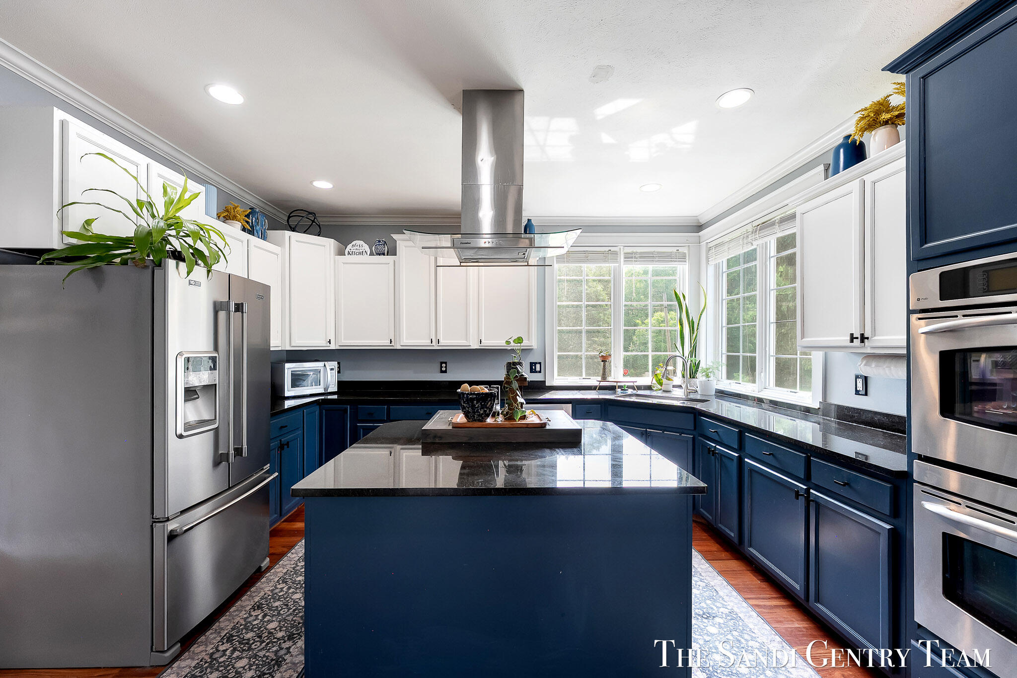 17 Boulder Drive Norton Shores MI 49444
