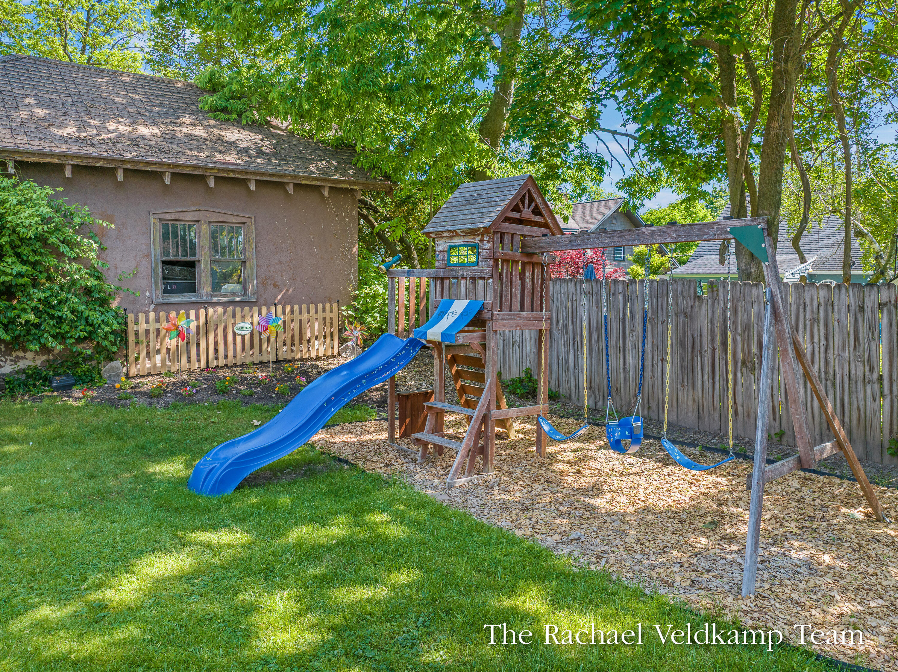 348 Gladstone Drive SE Grand Rapids MI 49506