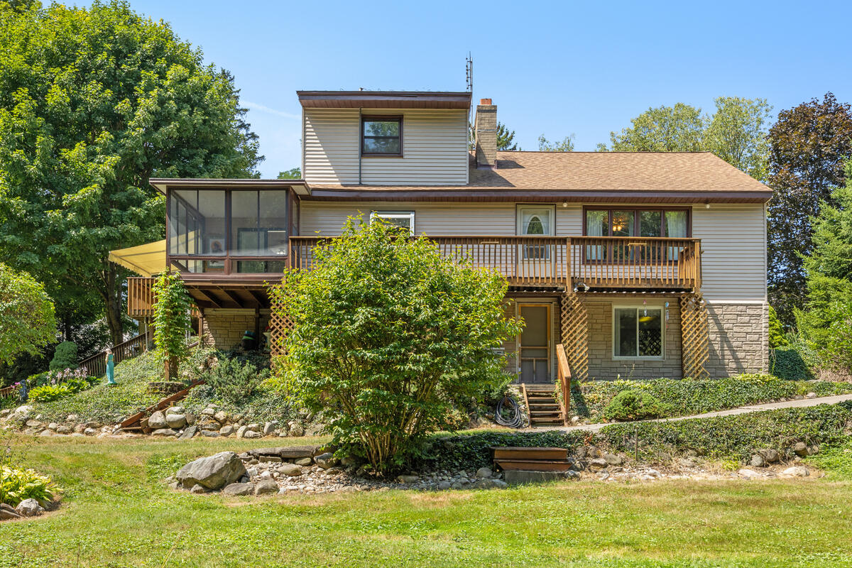 4040 Coit Avenue NE Grand Rapids MI 49525